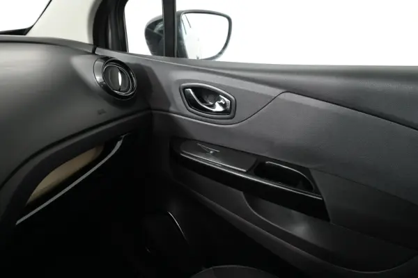 Renault Captur 0.9 TCE Exclusive 29