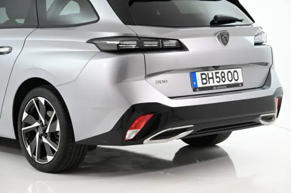 Peugeot 308 SW 1.2 PureTech Allure Pack EAT8 10