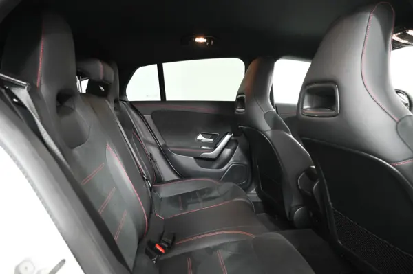 Mercedes-Benz CLA 180 d AMG Line Aut. 26