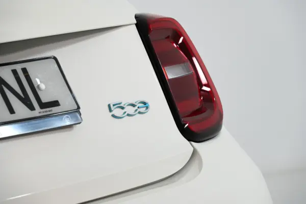 Fiat 500e C Icon 10