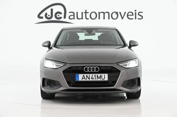 Audi A4 40 TDI S tronic 5