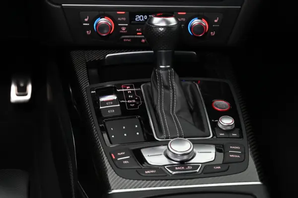 Audi RS6 Avant 4.0 TFSi Plus quattro Tiptronic 22