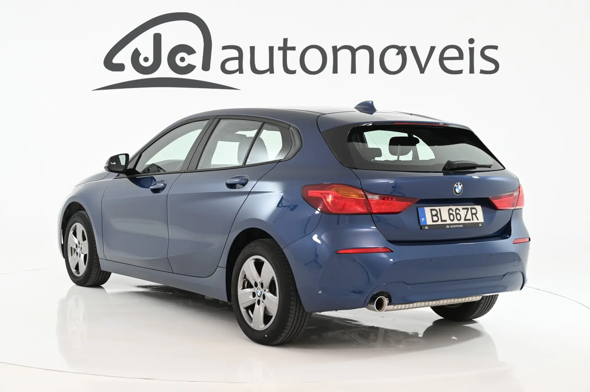 BMW 116 i Advantage Auto 2