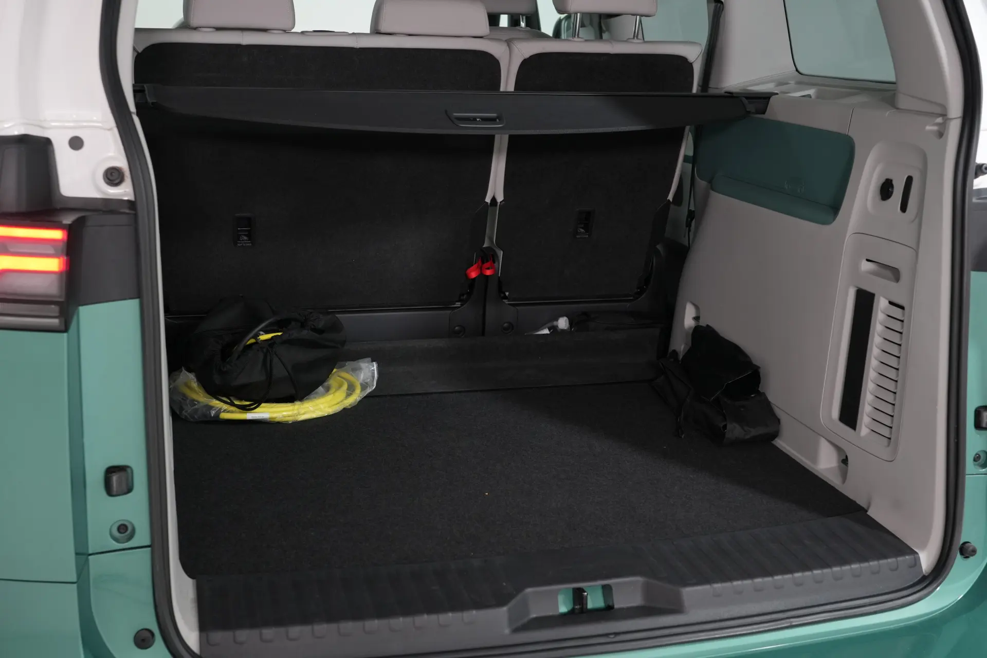 Volkswagen ID.Buzz Pro 10