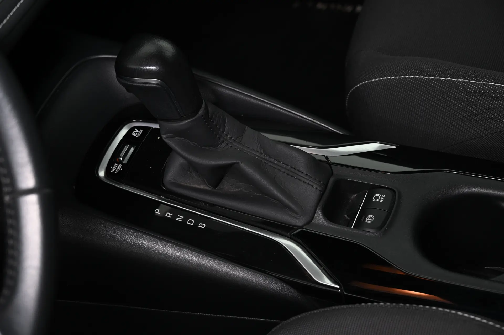Toyota Corolla 1.8 Hybrid Comfort 20