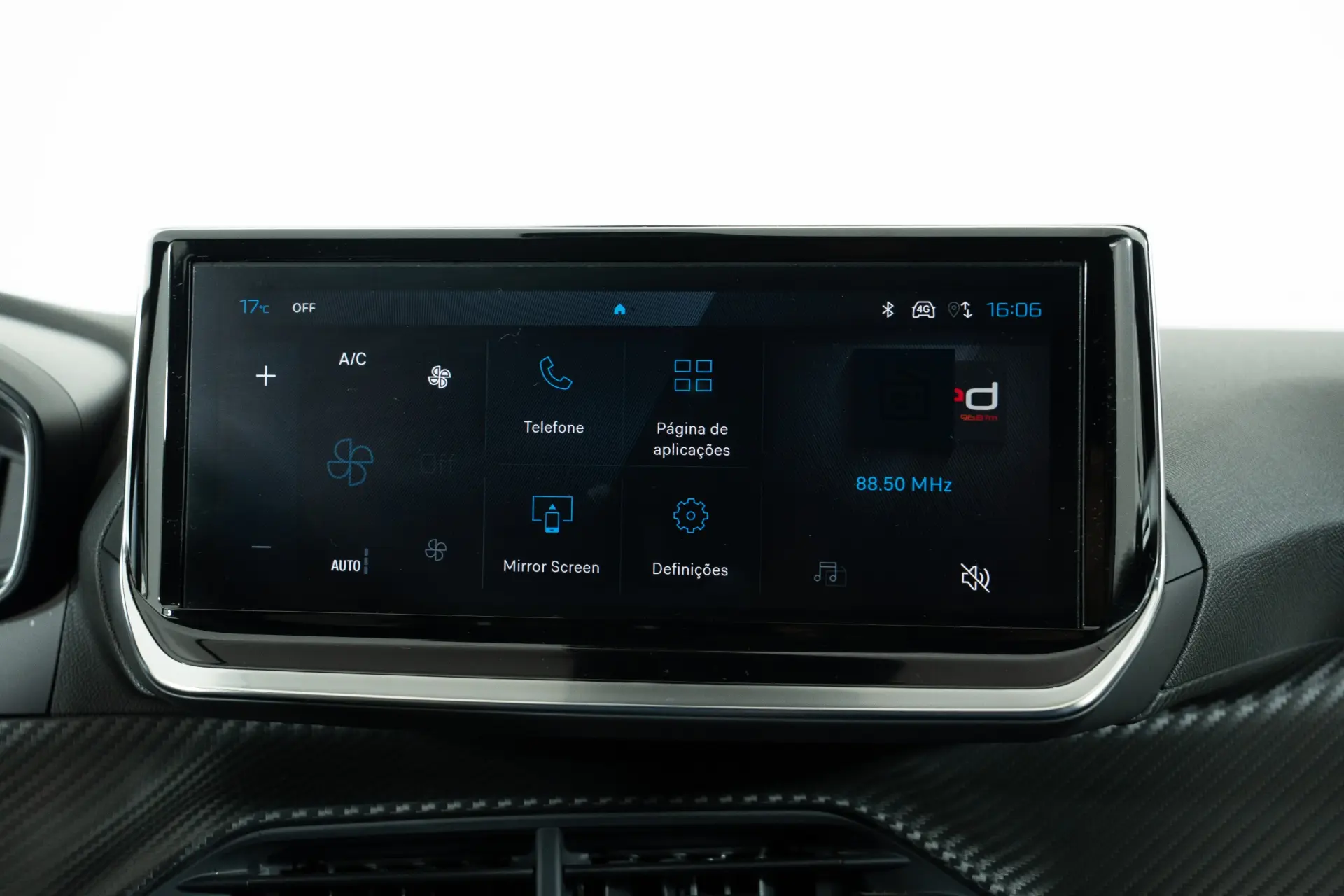 Peugeot 2008 1.2 PureTech Allure Pack EAT8 26