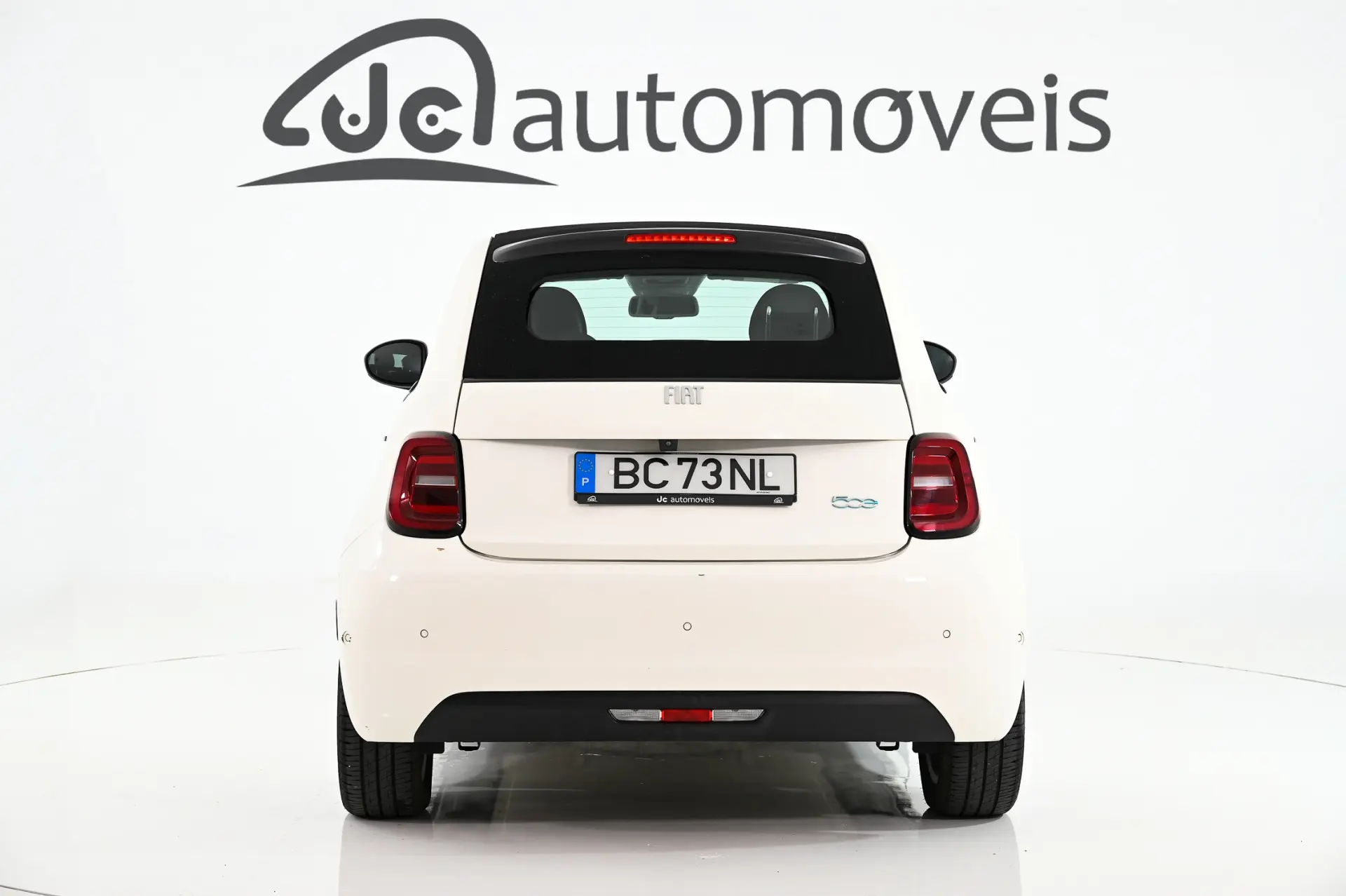 Fiat 500e C Icon 8