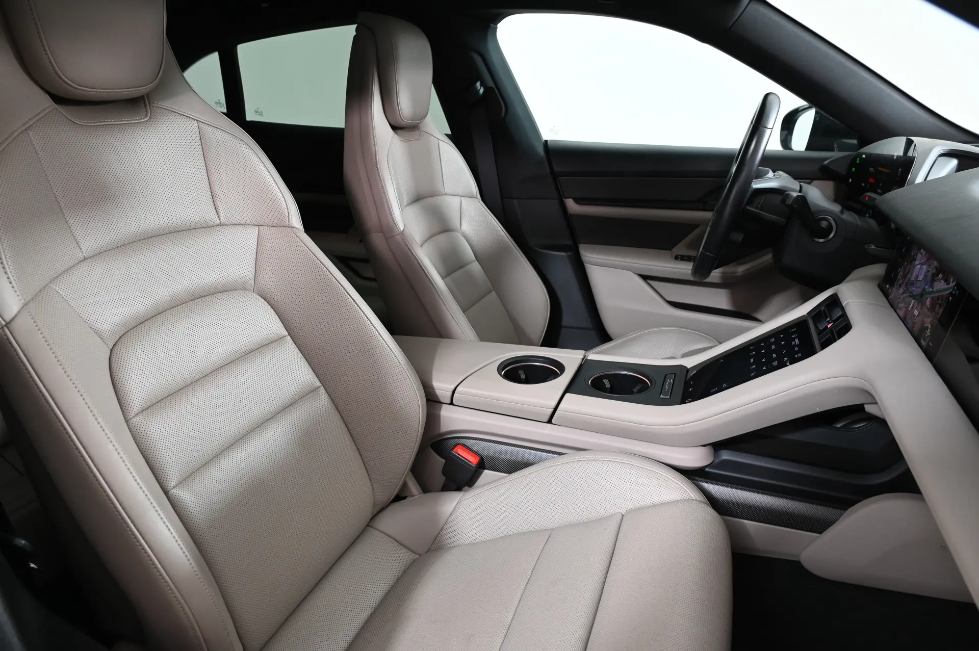 Porsche Taycan Sport Turismo 4S 25