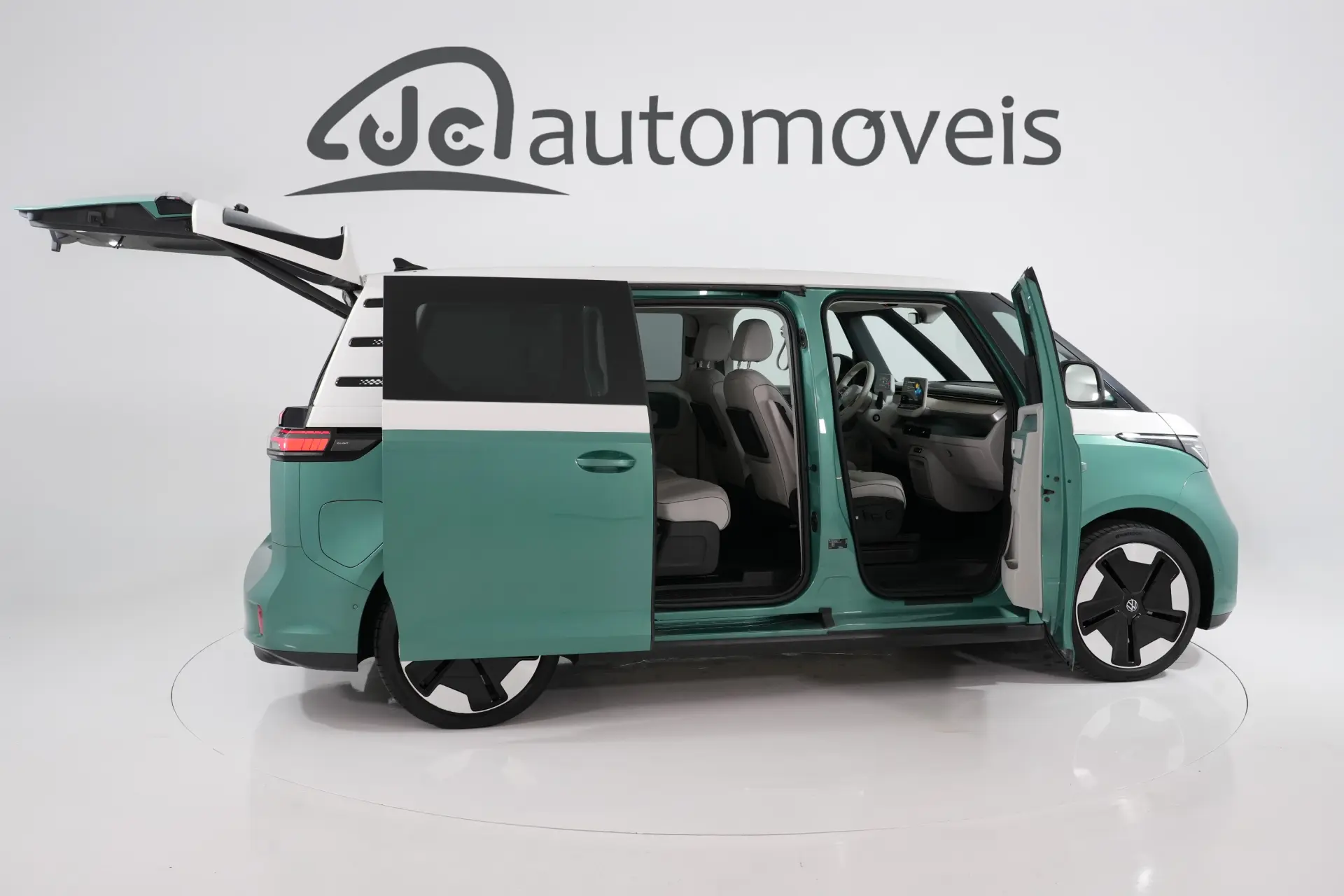 Volkswagen ID.Buzz Pro 6