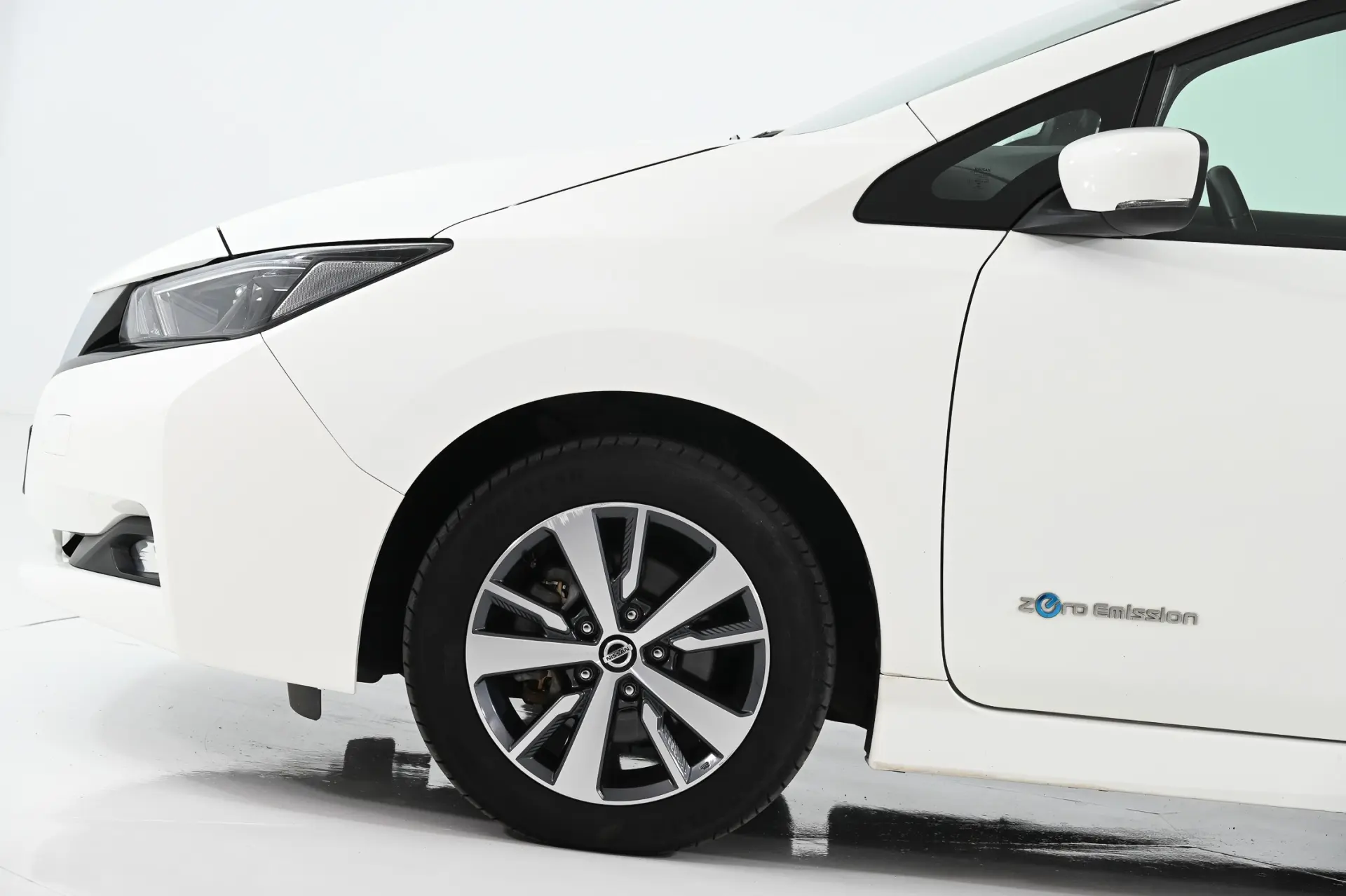 Nissan Leaf Acenta 13
