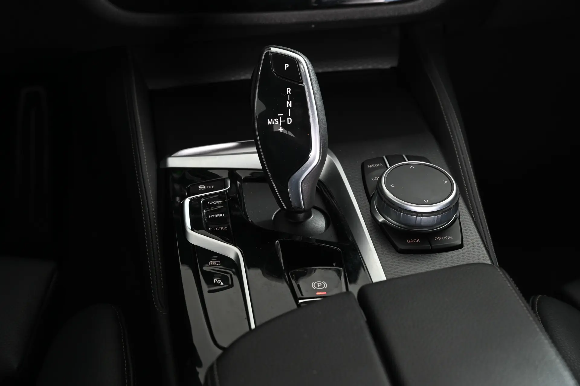 BMW 520 e Pack M 22