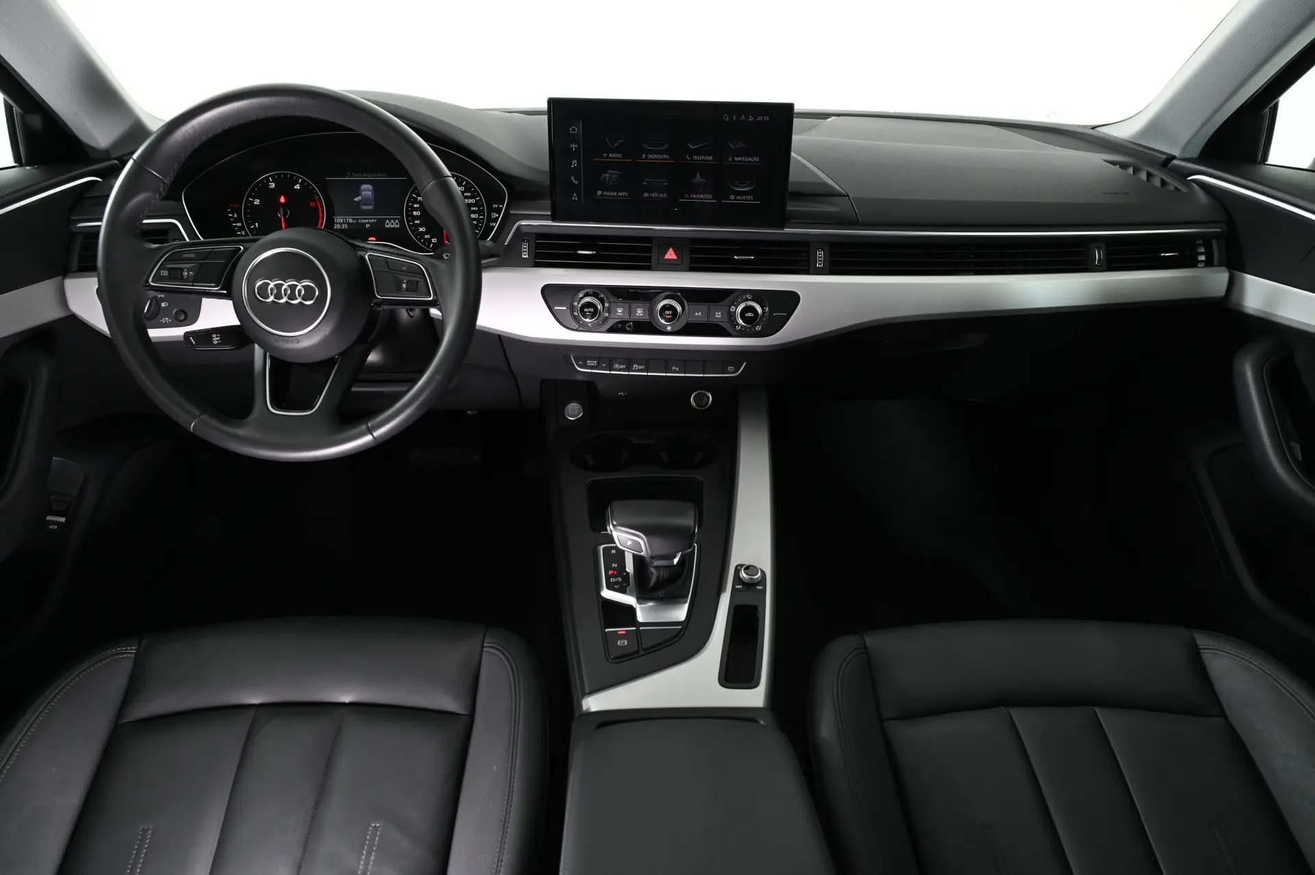 Audi A4 40 TDI S tronic 3