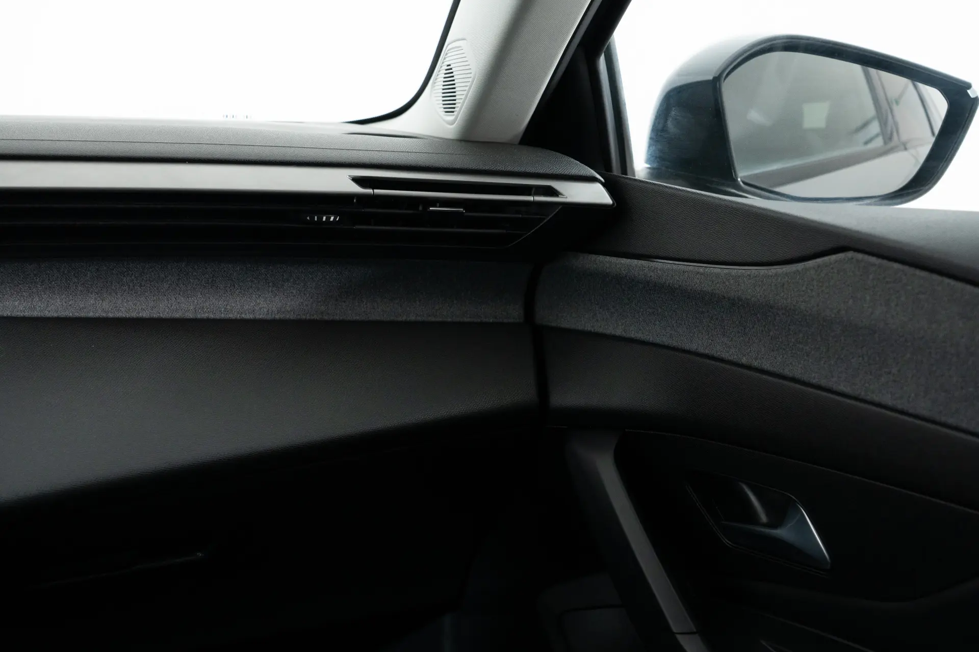 Peugeot 308 1.6 Hybrid Allure e-EAT8 34