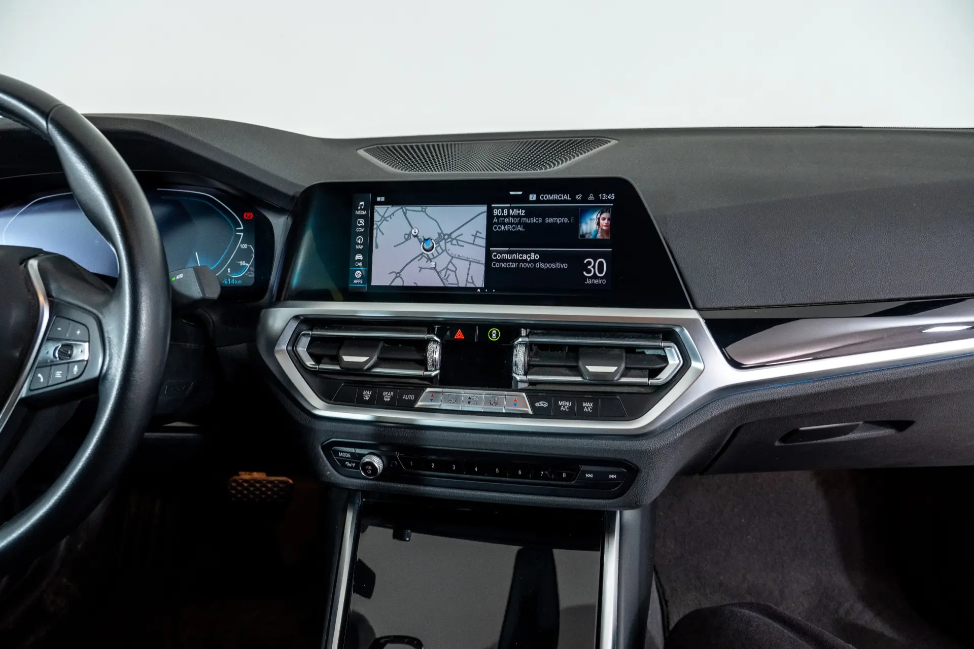 BMW 320 e Corporate Edition Auto 36