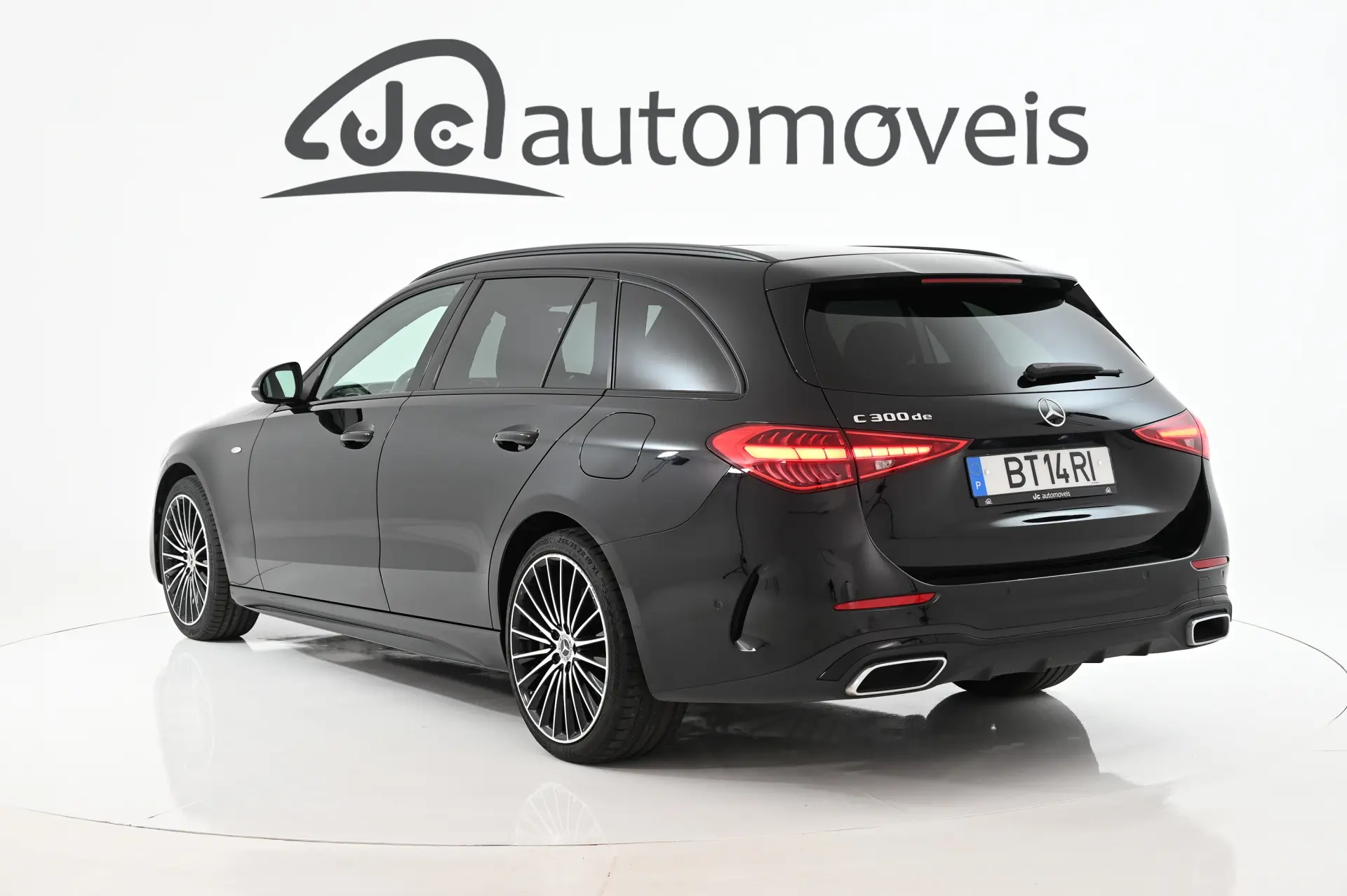 Mercedes-Benz C 300 de AMG Line 2
