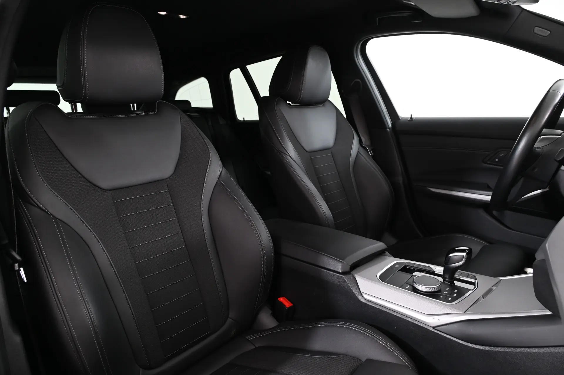 BMW 320 e Auto 4