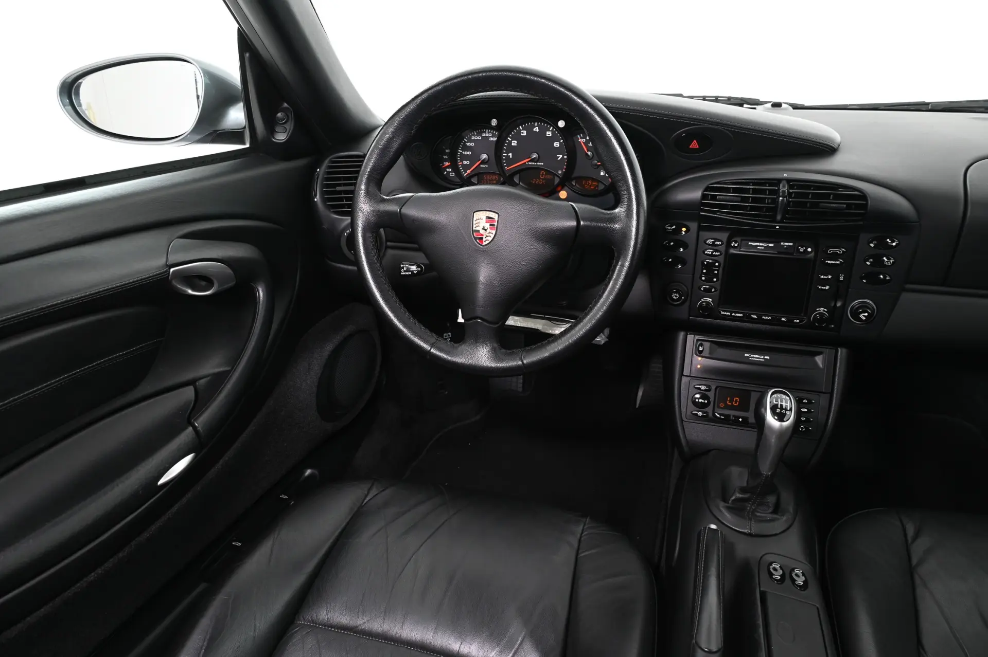 Porsche 911 (996) Carrera 4 Coupé 18