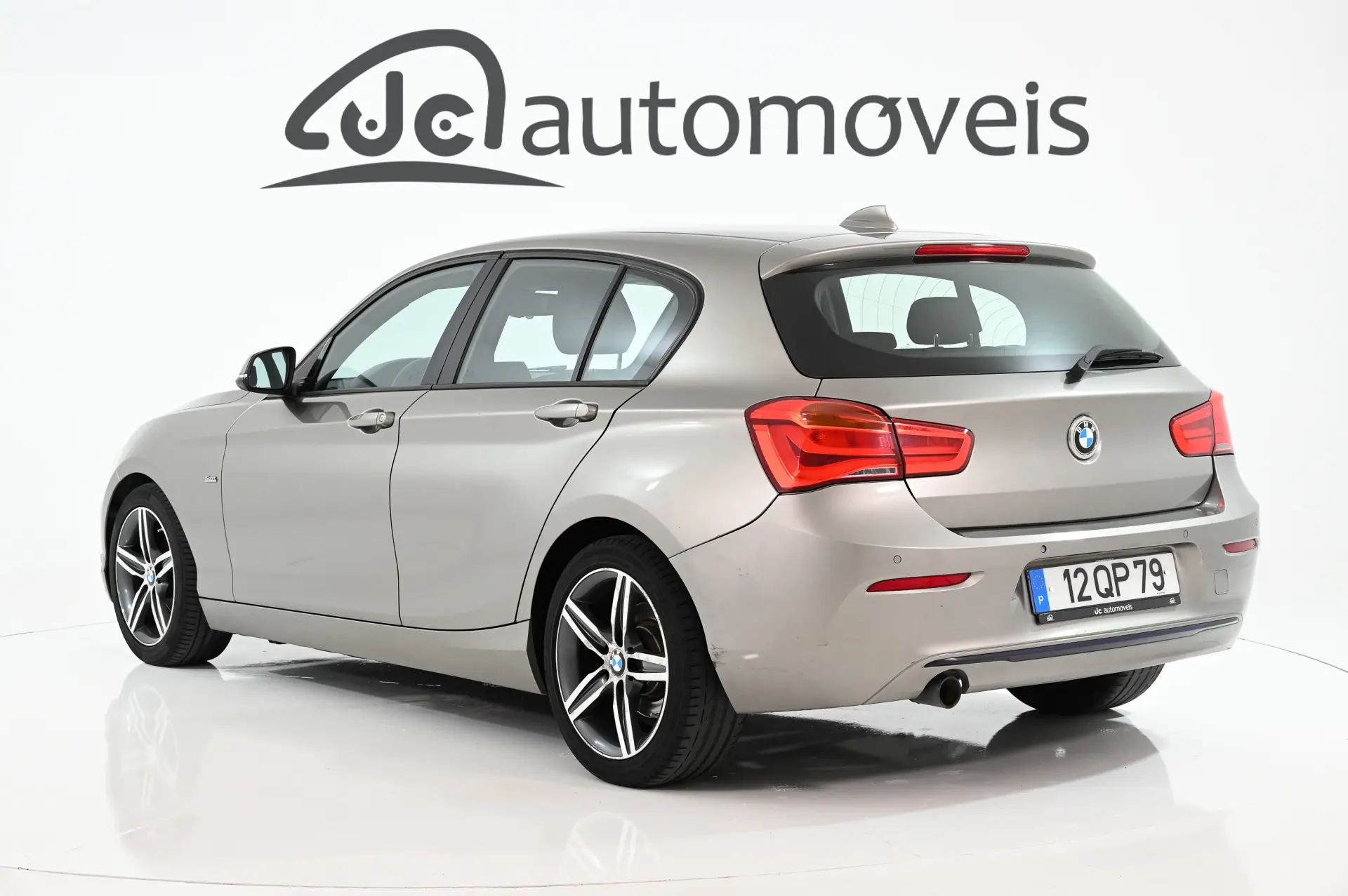 BMW 116 d Line Sport 2