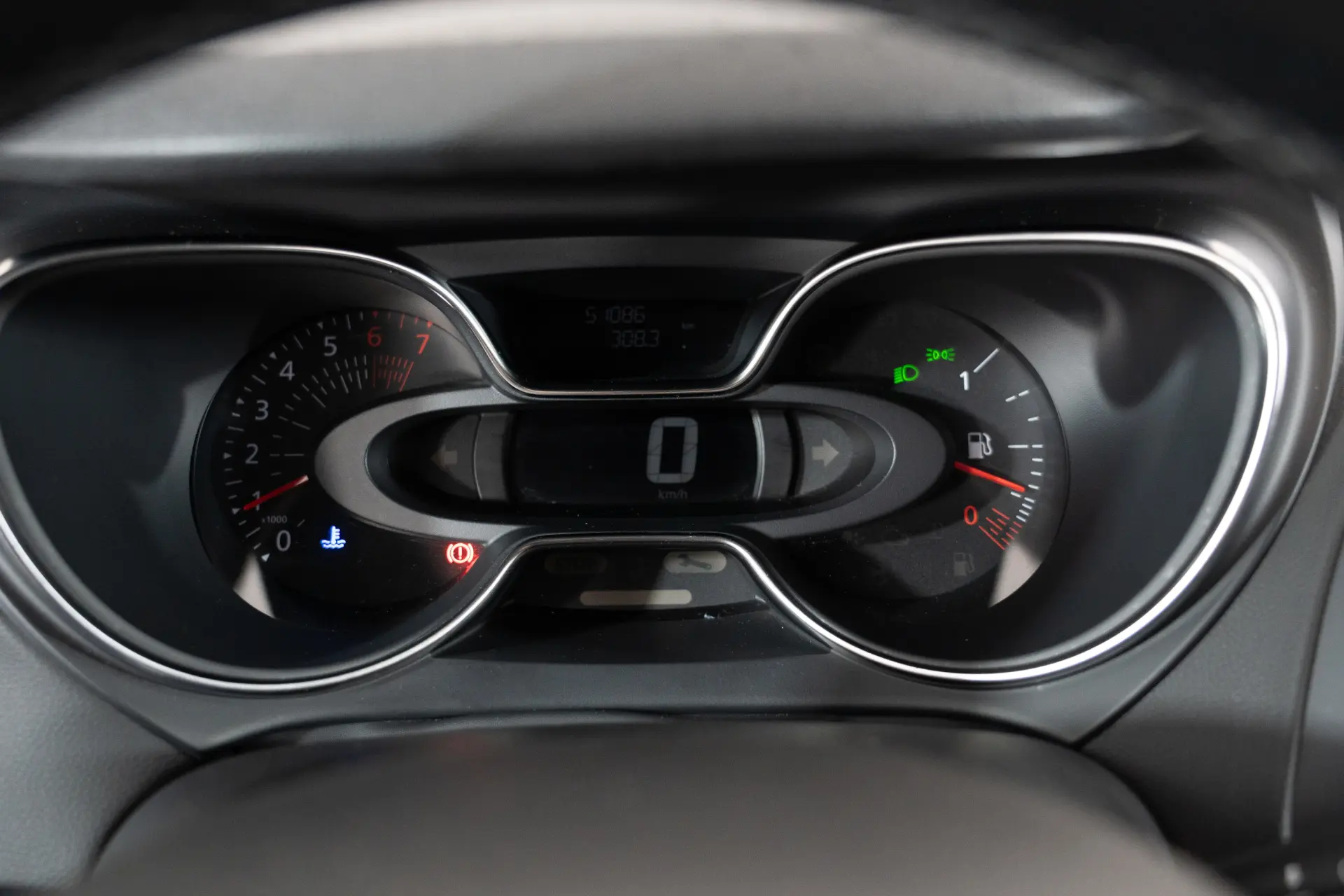 Renault Captur Outro 25