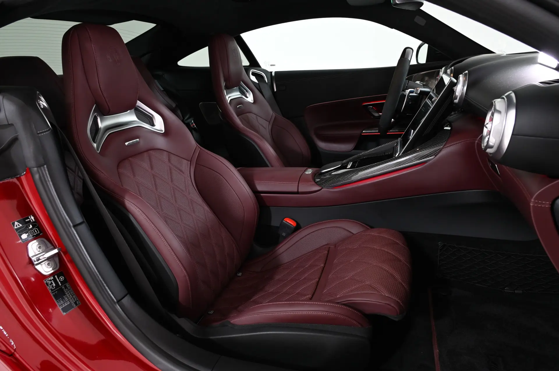 Mercedes-Benz AMG GT 63 Pro 4Matic+ 29