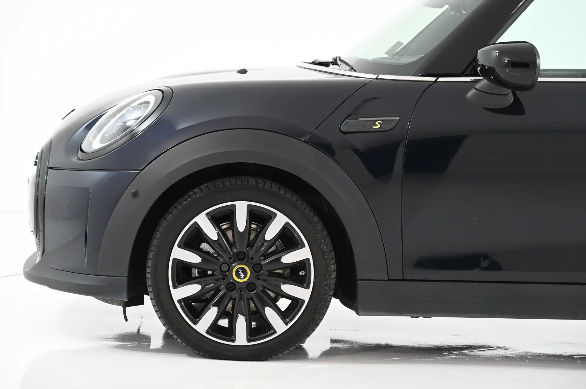 MINI 3 Portas Cooper SE 11