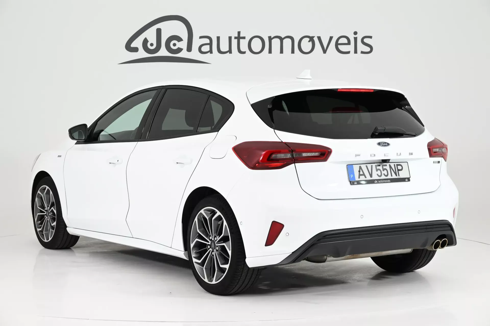 Ford Focus 1.0 EcoBoost MHEV ST-Line X 2