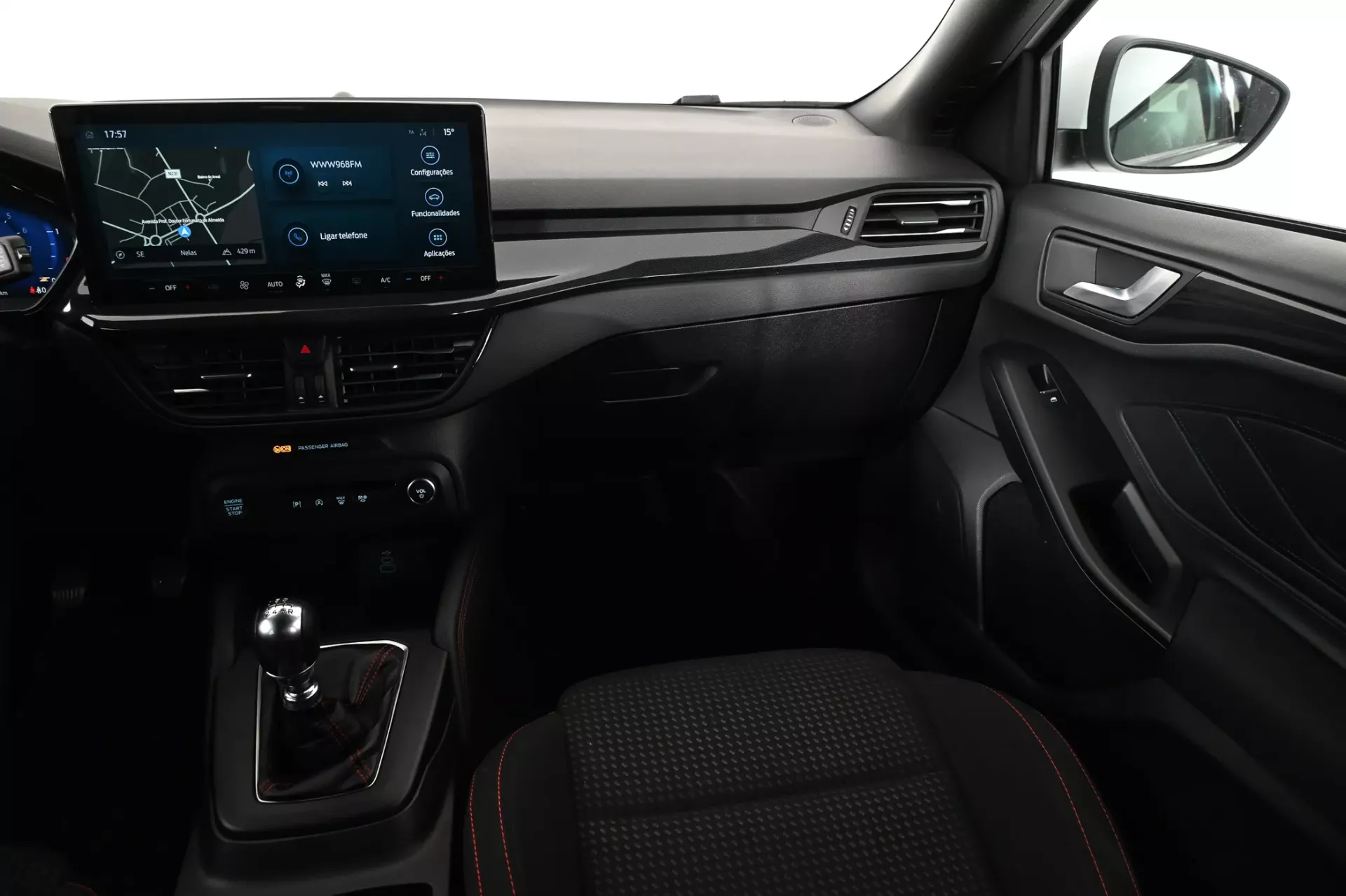 Ford Focus 1.0 EcoBoost MHEV ST-Line X 19