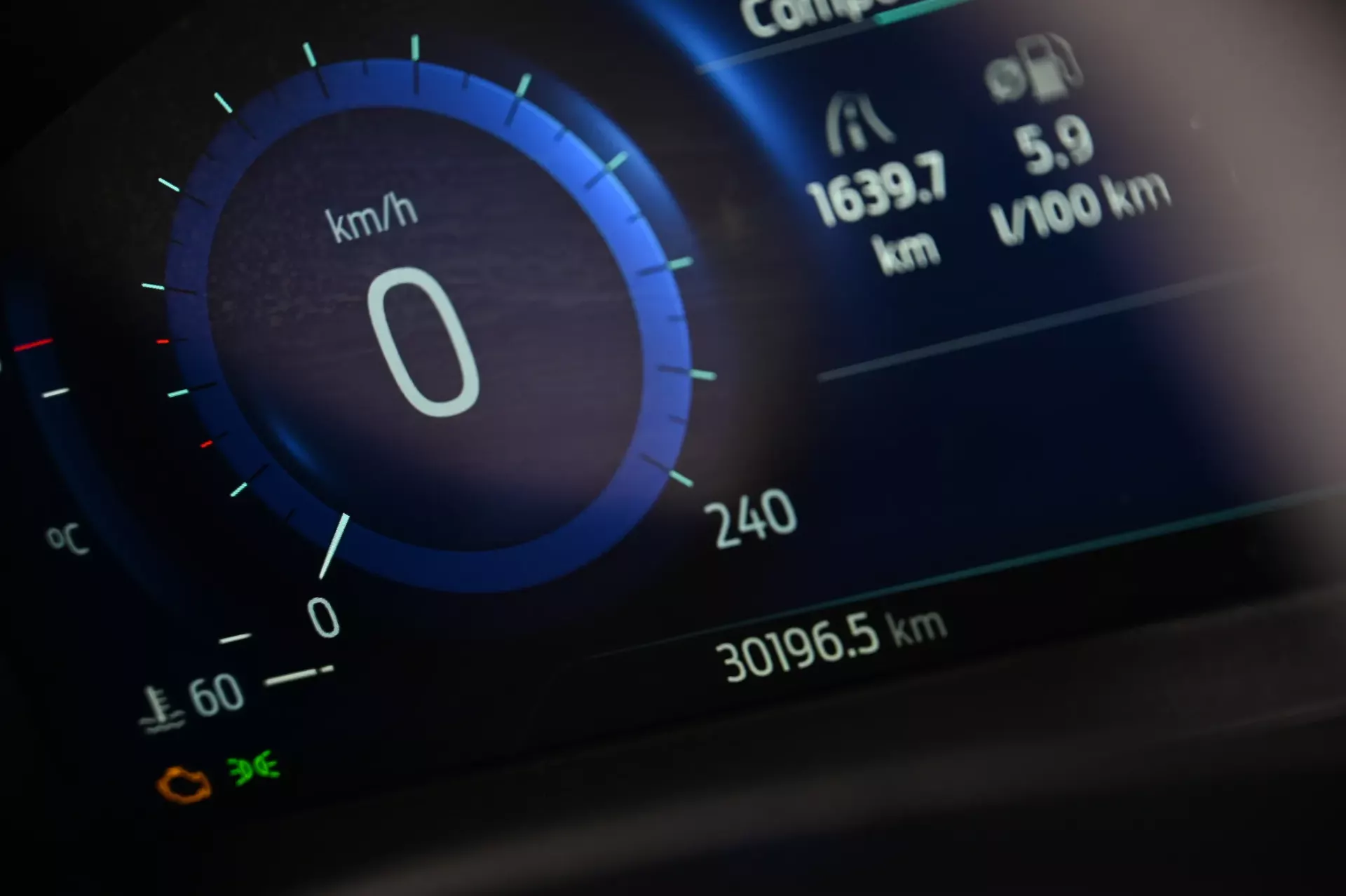 Ford Focus 1.0 EcoBoost MHEV ST-Line X 21