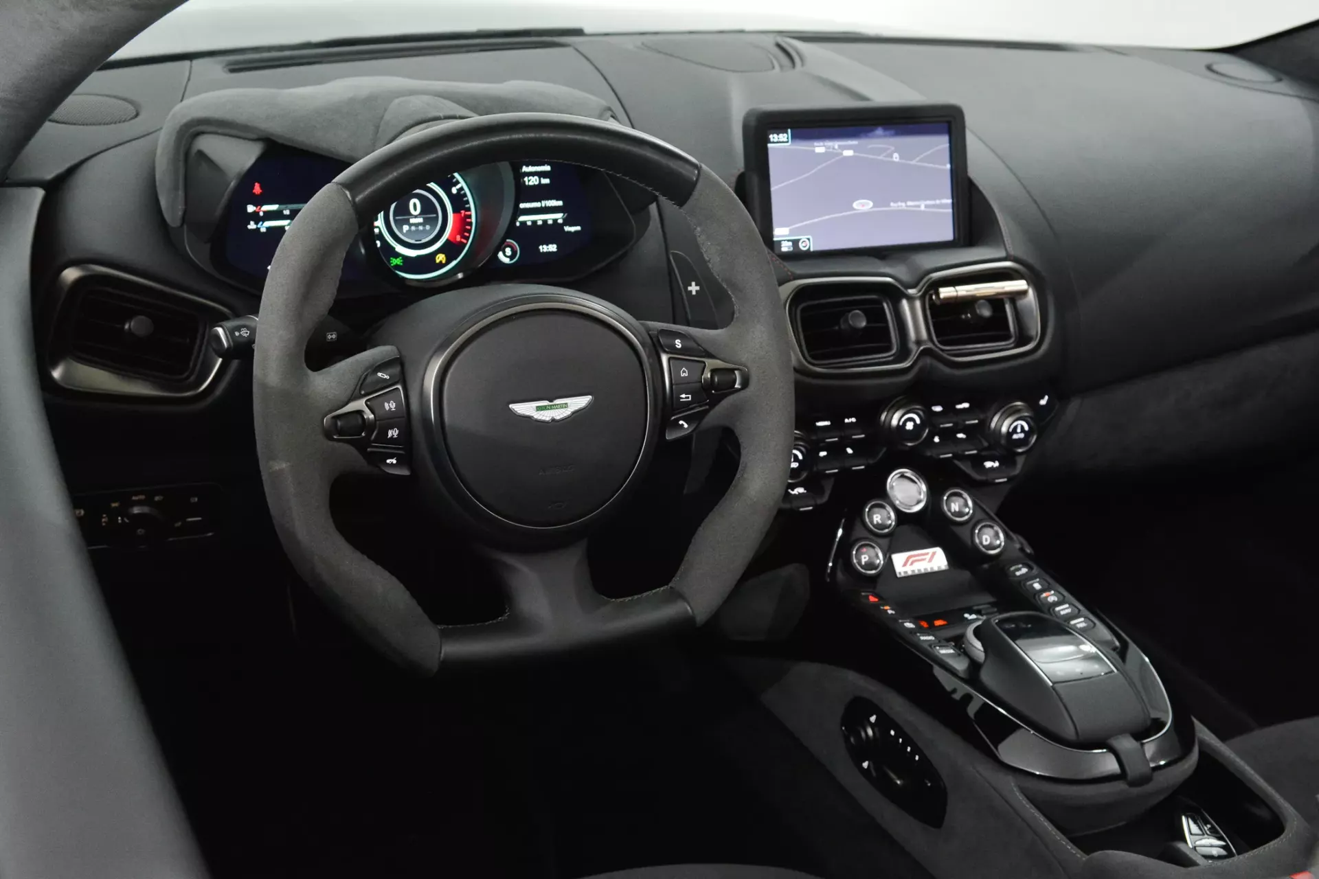 Aston Martin Vantage Roadster V8 F1 Edition 3