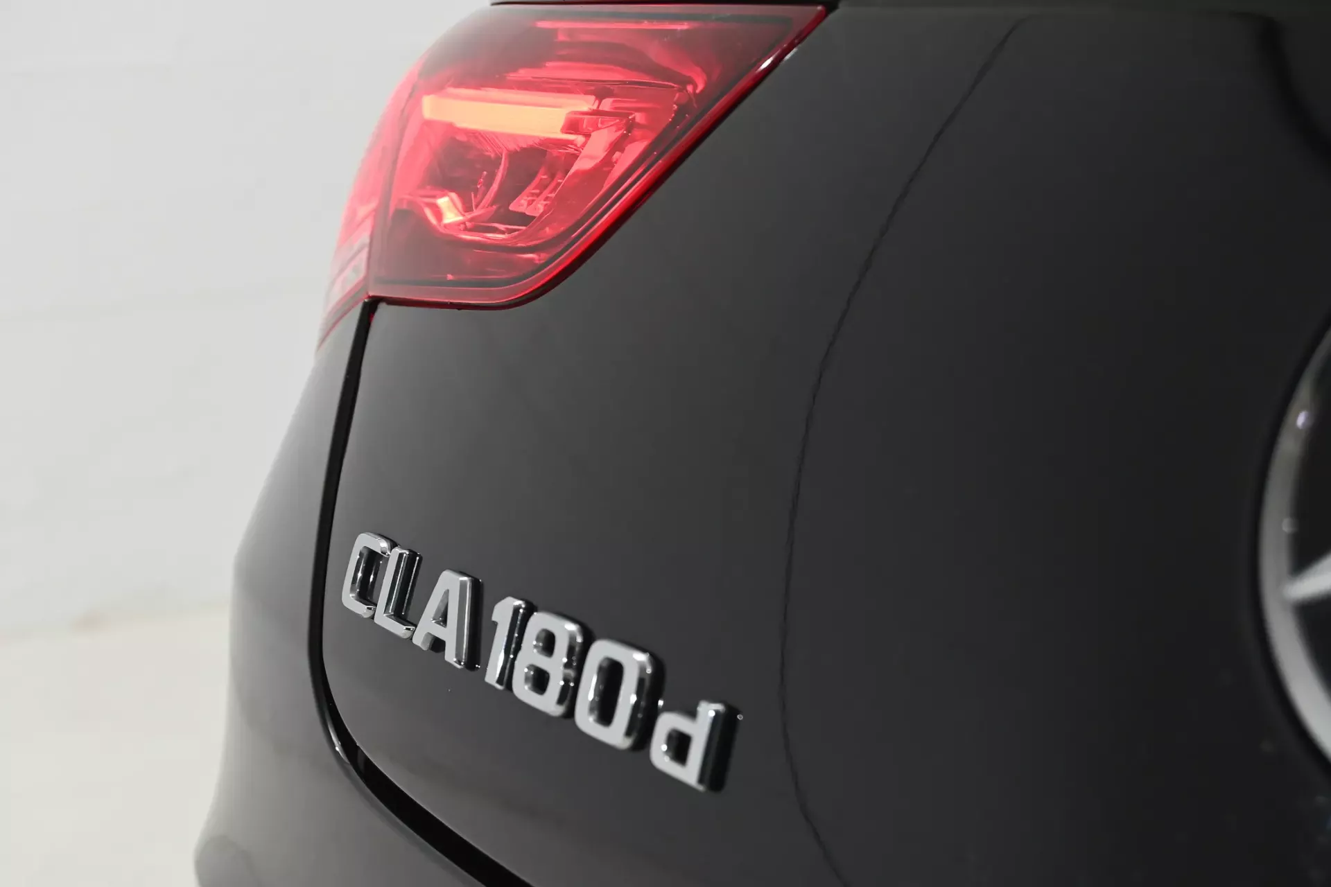 Mercedes-Benz CLA 180 11