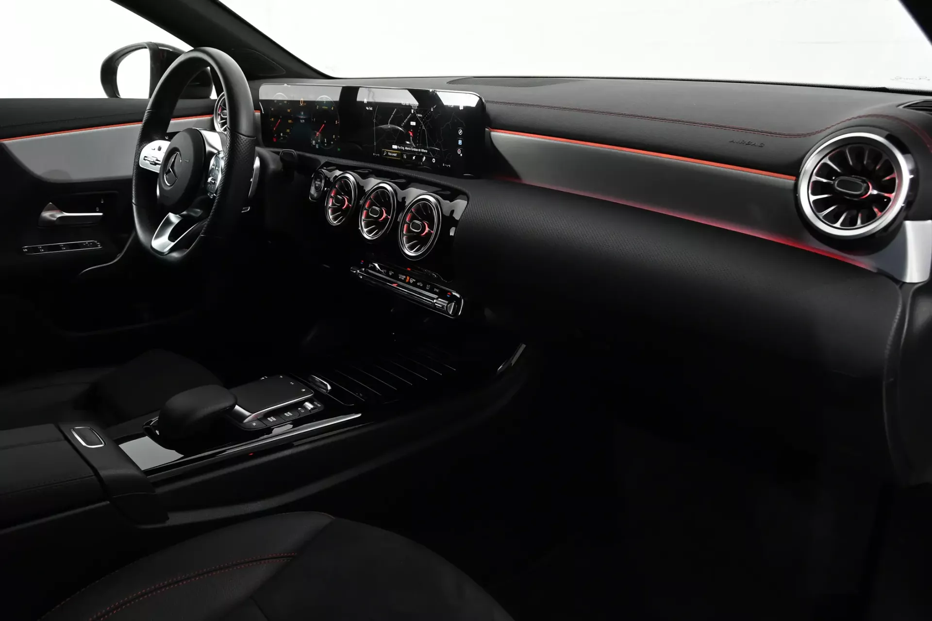 Mercedes-Benz CLA 180 13