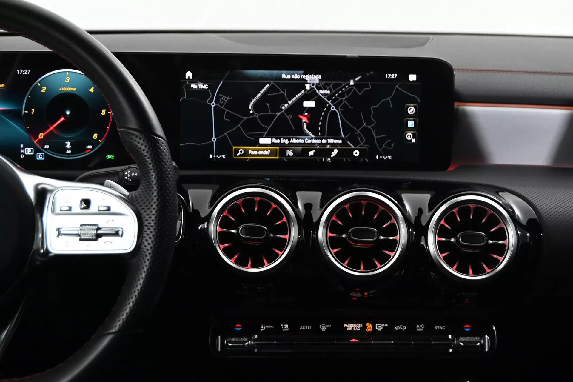 Mercedes-Benz CLA 180 25