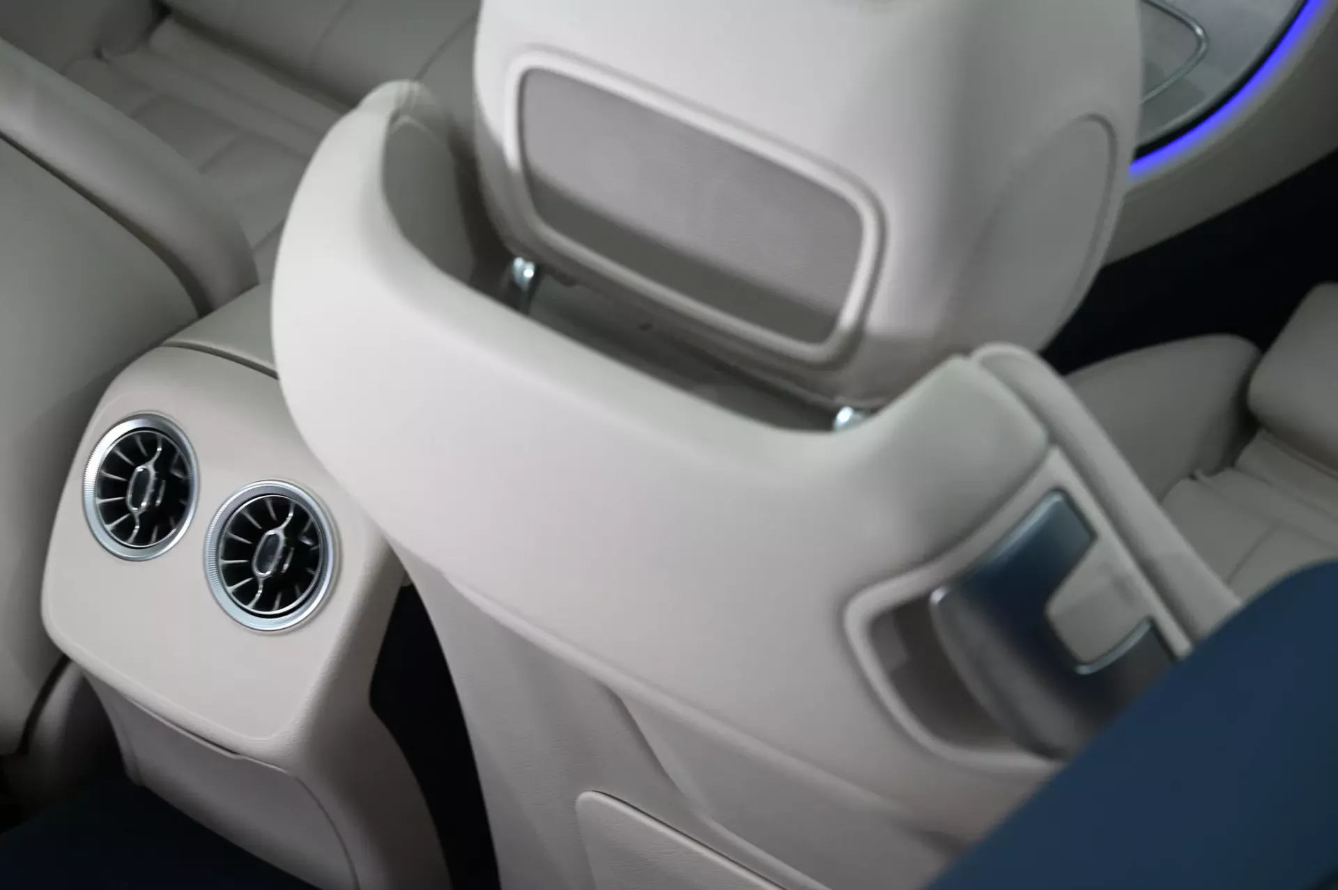 Mercedes-Benz E 220 d AMG Line Aut. 26