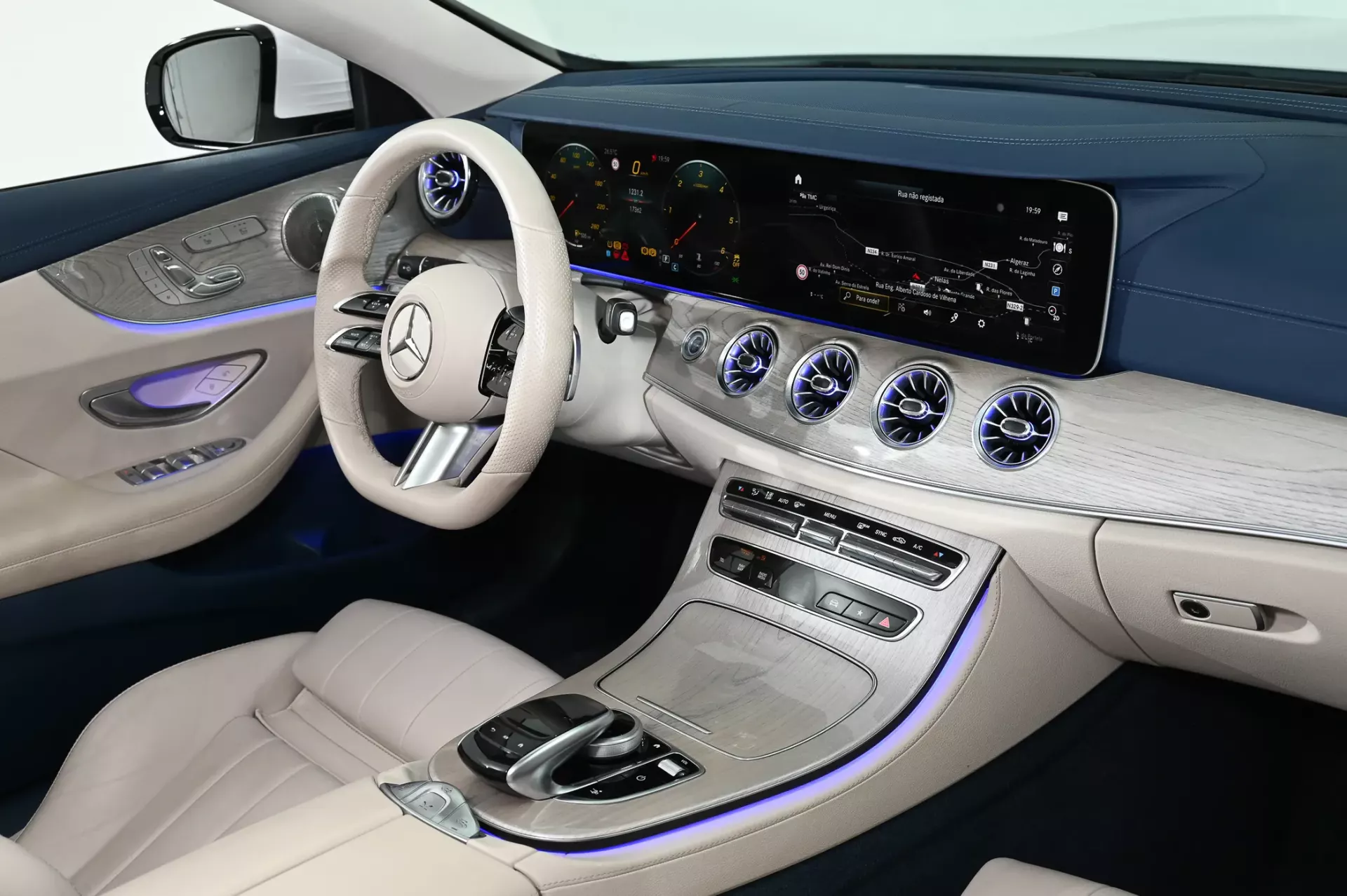 Mercedes-Benz E 220 d AMG Line Aut. 27