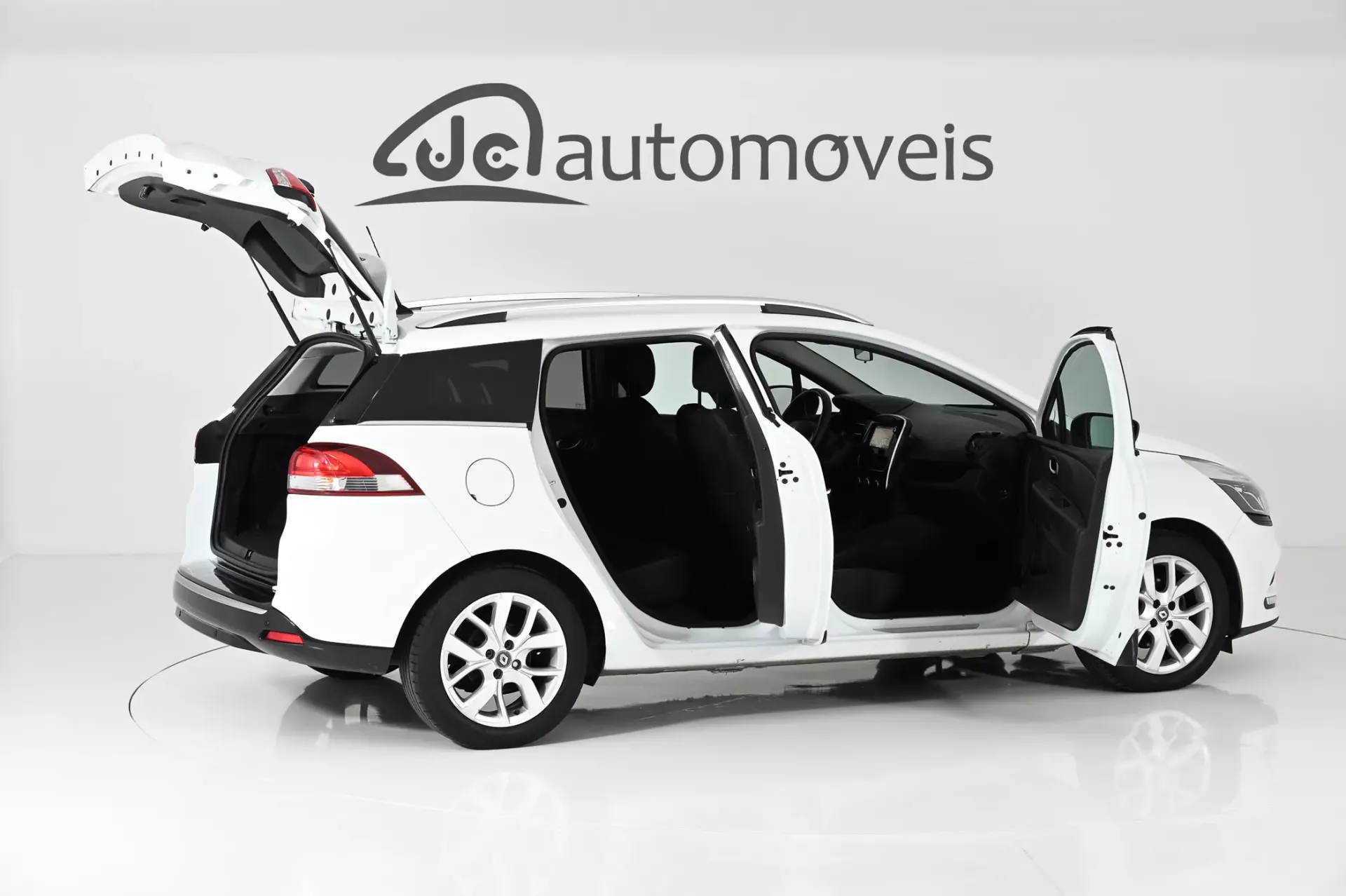 Renault Clio Sport Tourer 1.5 dCi Limited 6