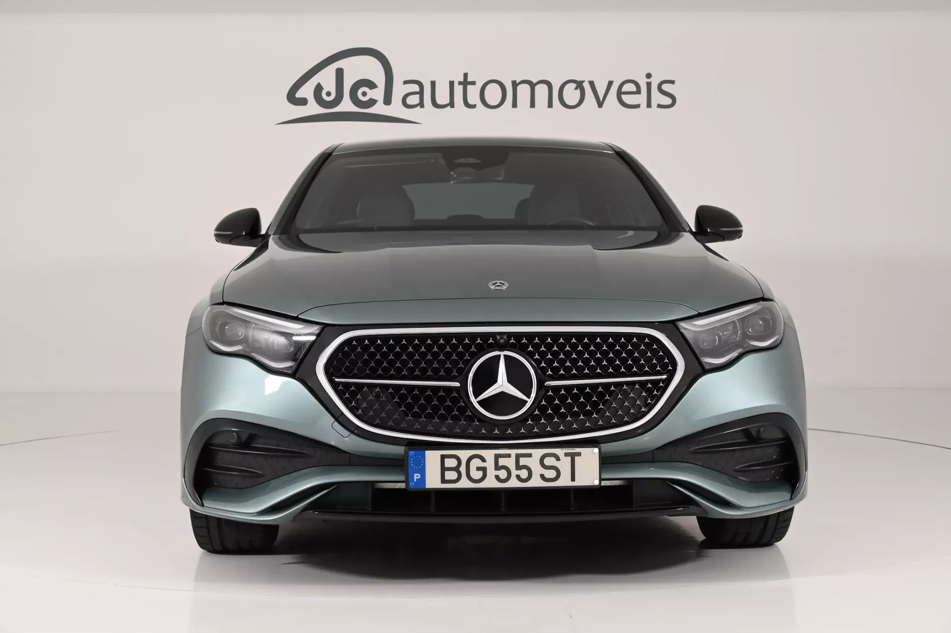 Mercedes-Benz E 300 5