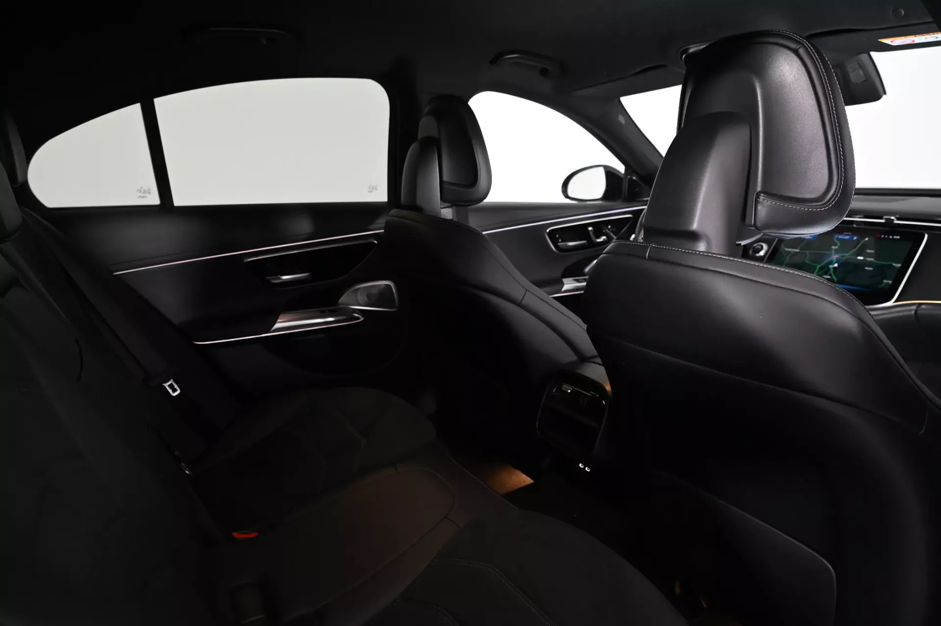 Mercedes-Benz E 300 15