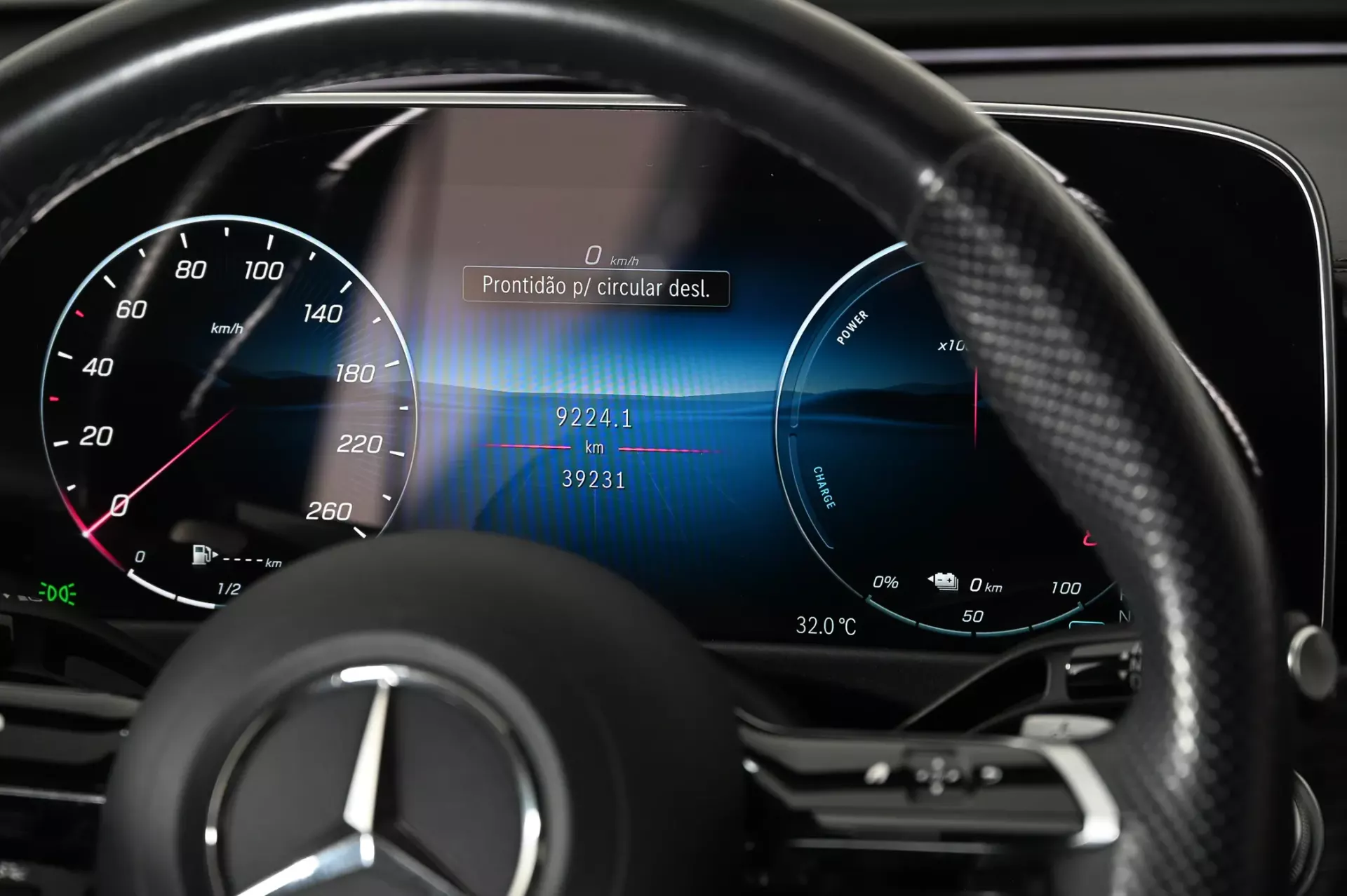 Mercedes-Benz E 300 23