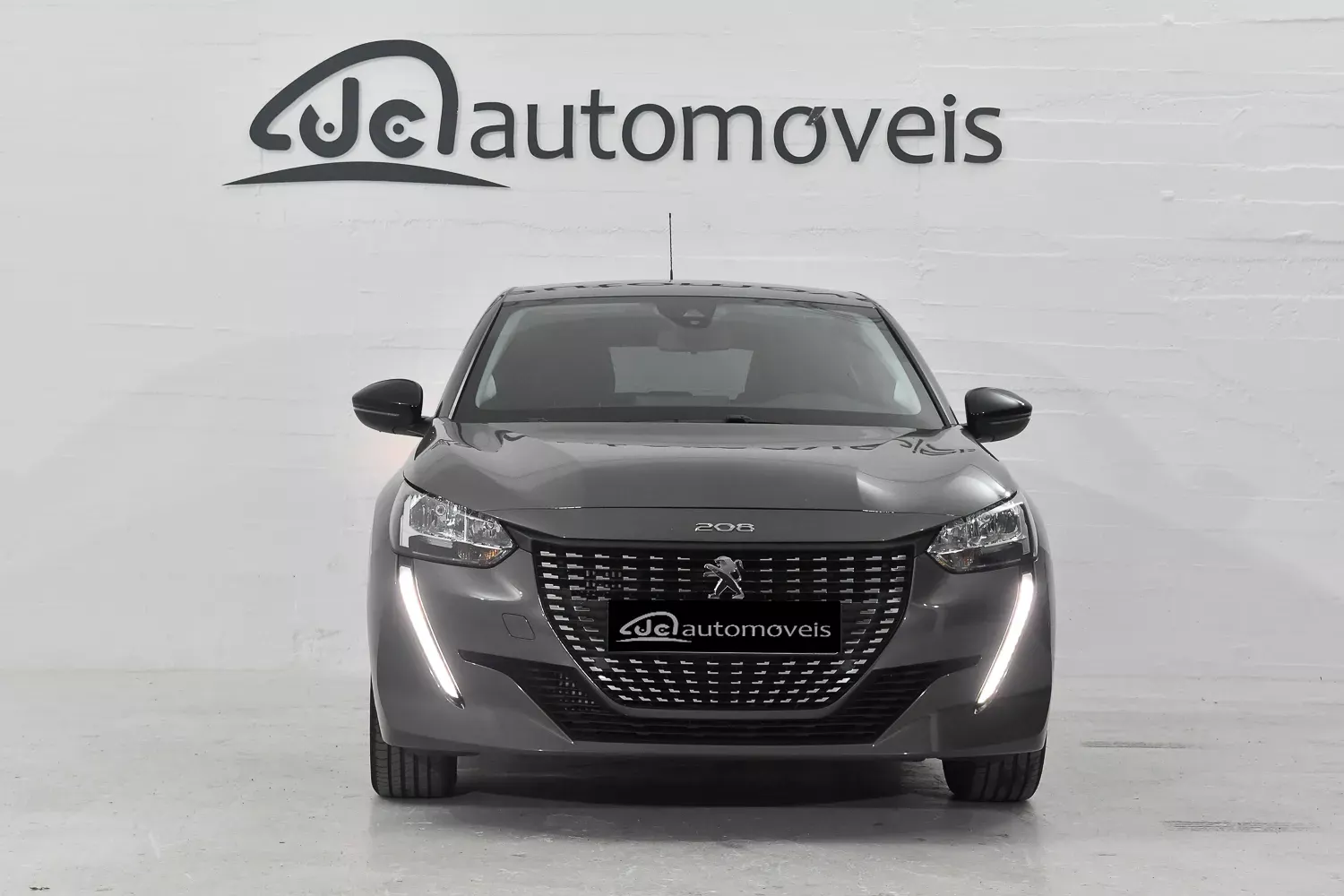 Peugeot 208 5