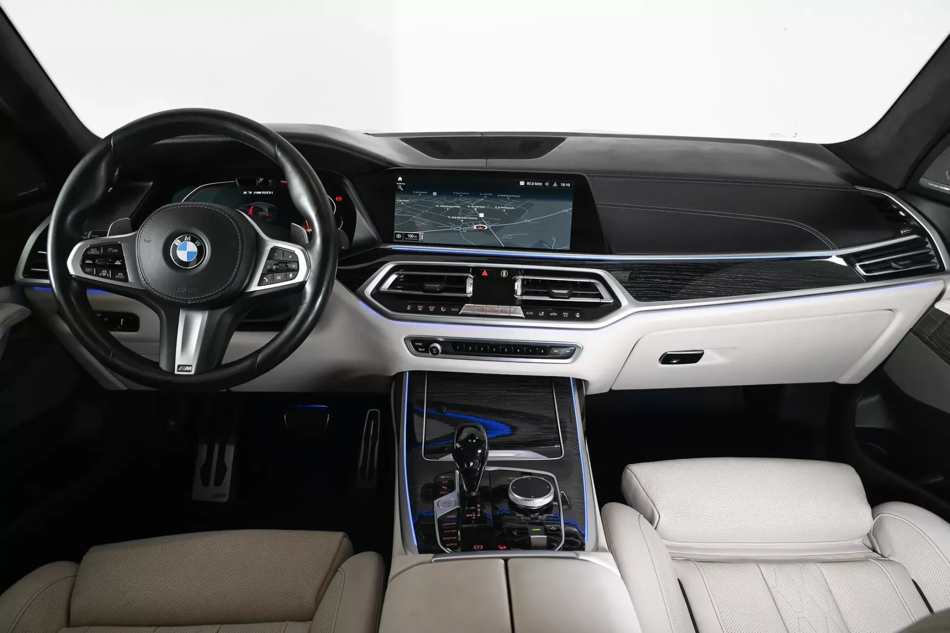 BMW X7 M50i 20