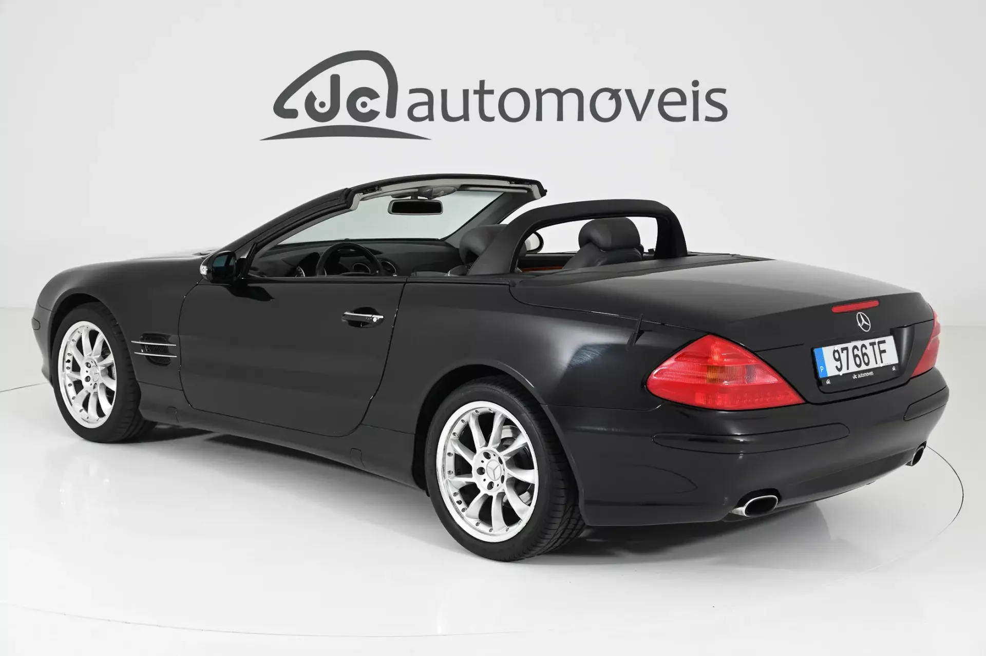 Mercedes-Benz SL 500 Standard 8