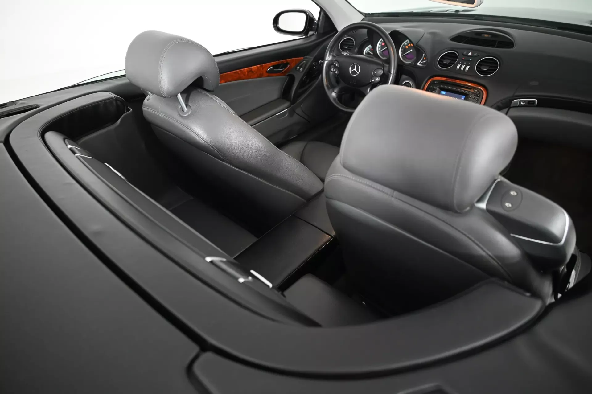 Mercedes-Benz SL 500 Standard 27