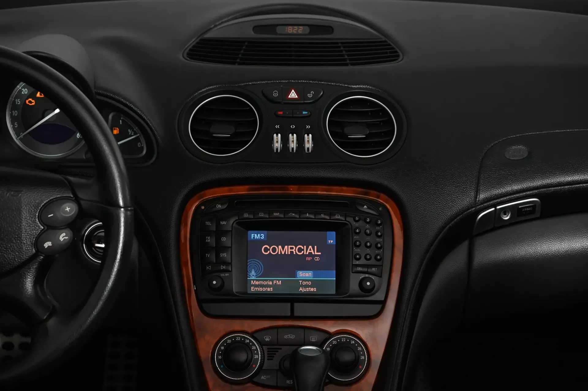 Mercedes-Benz SL 500 Standard 29