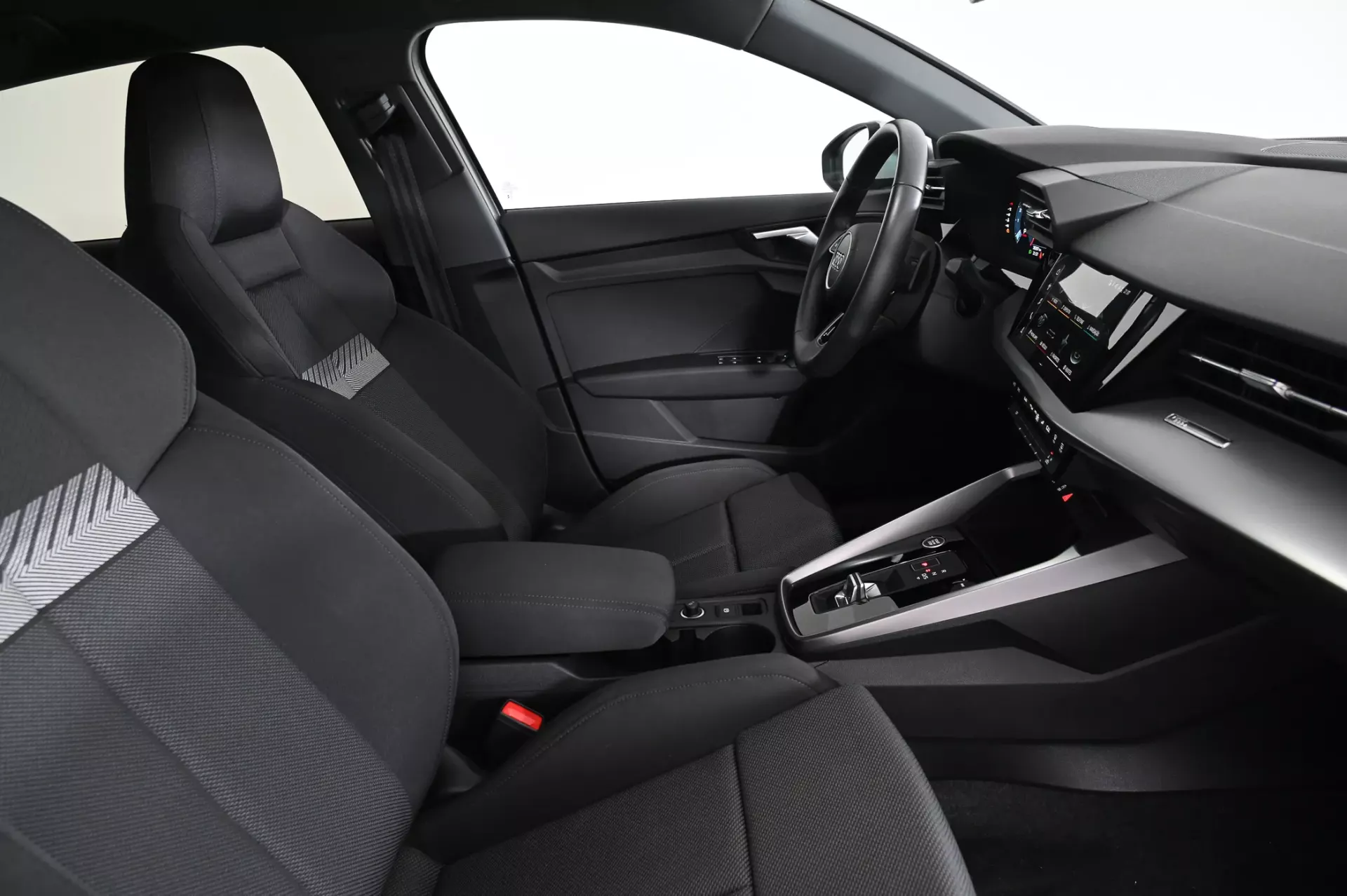 Audi A3 Sportback 30 TFSI Advanced S tronic 32