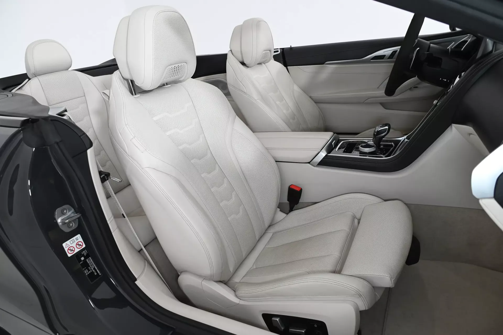 BMW M850i Gran Coupé 25