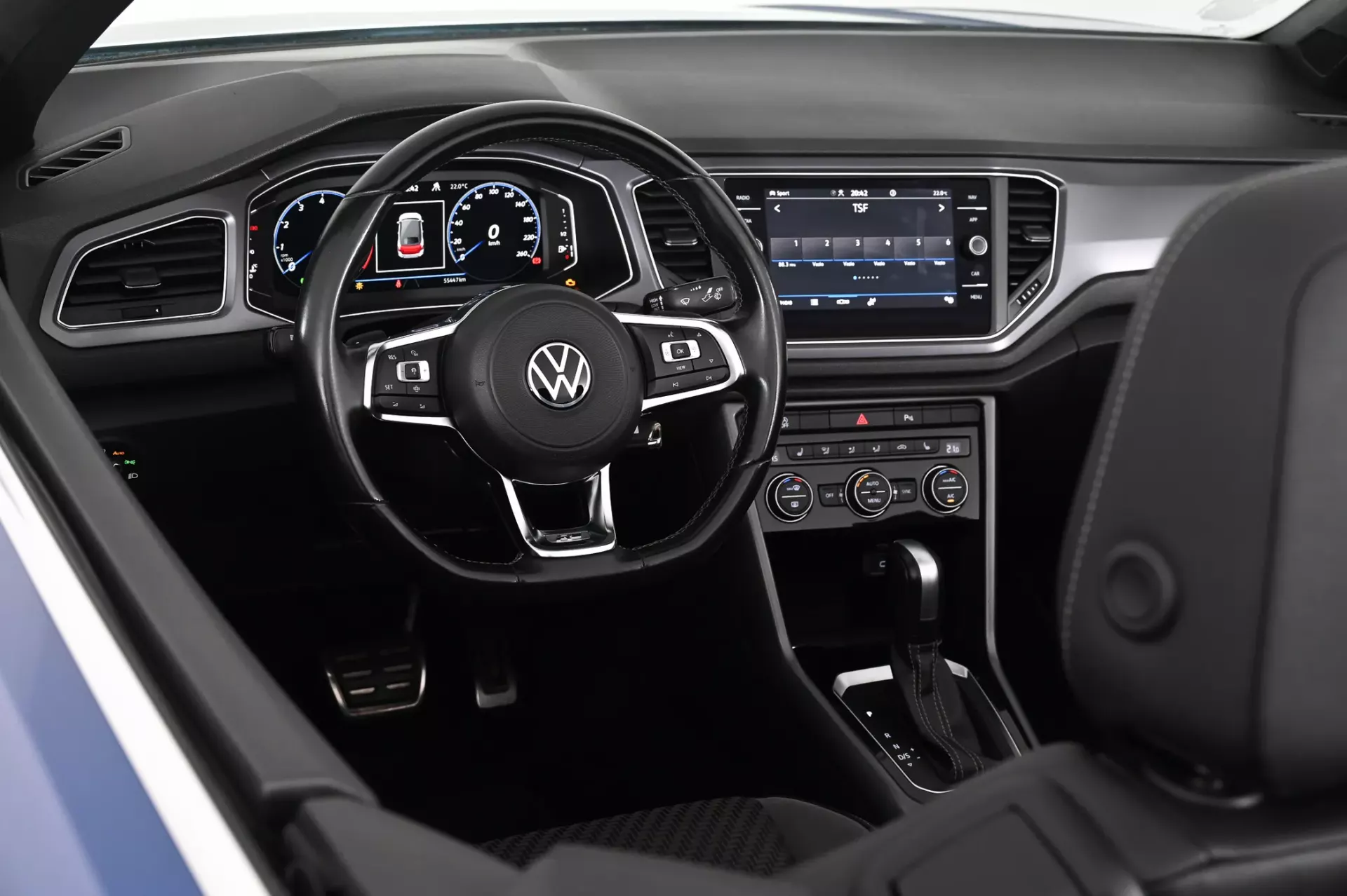 Volkswagen T-Roc Cabrio 1.5 TSI R-Line DSG 24