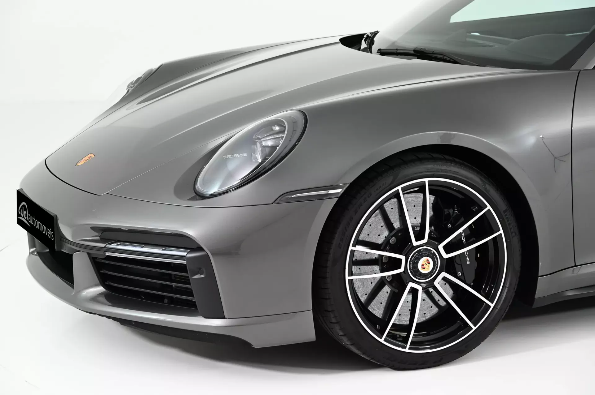 Porsche 911 (992) Turbo S PDK 16