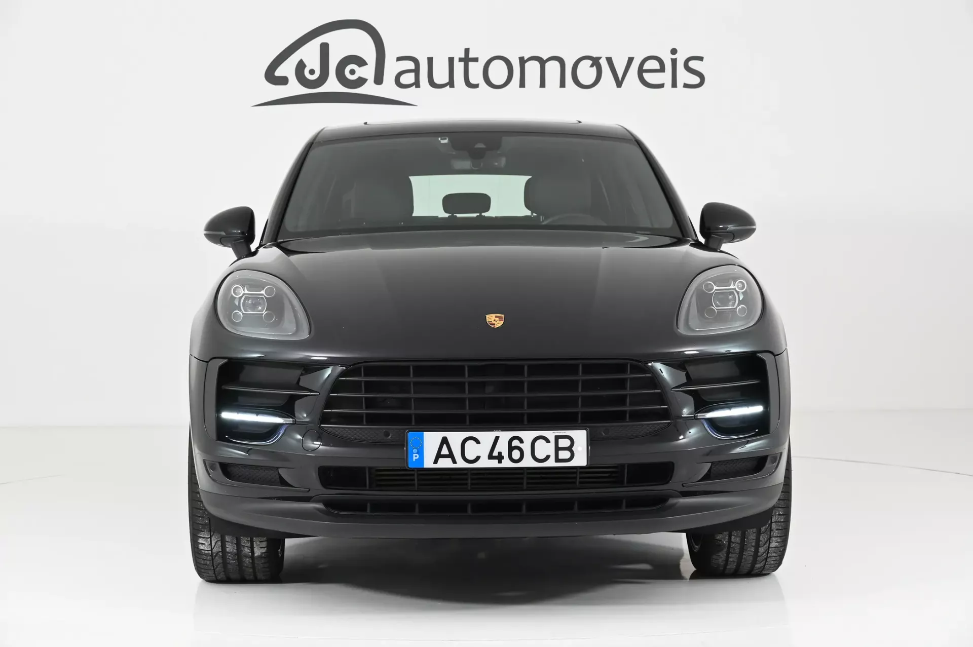 Porsche Macan Standard 5
