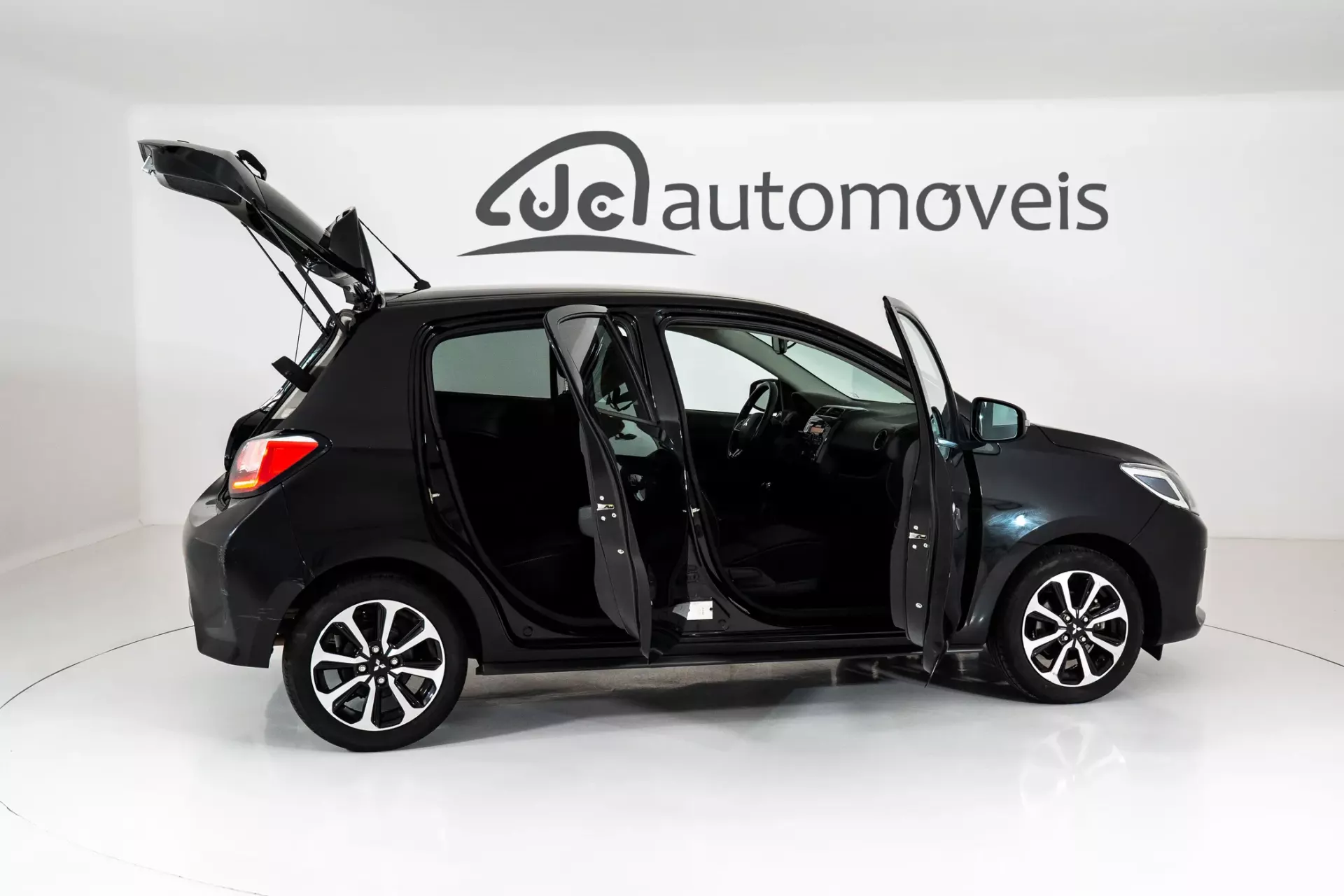 Mitsubishi Space Star 1.2 Intense 6