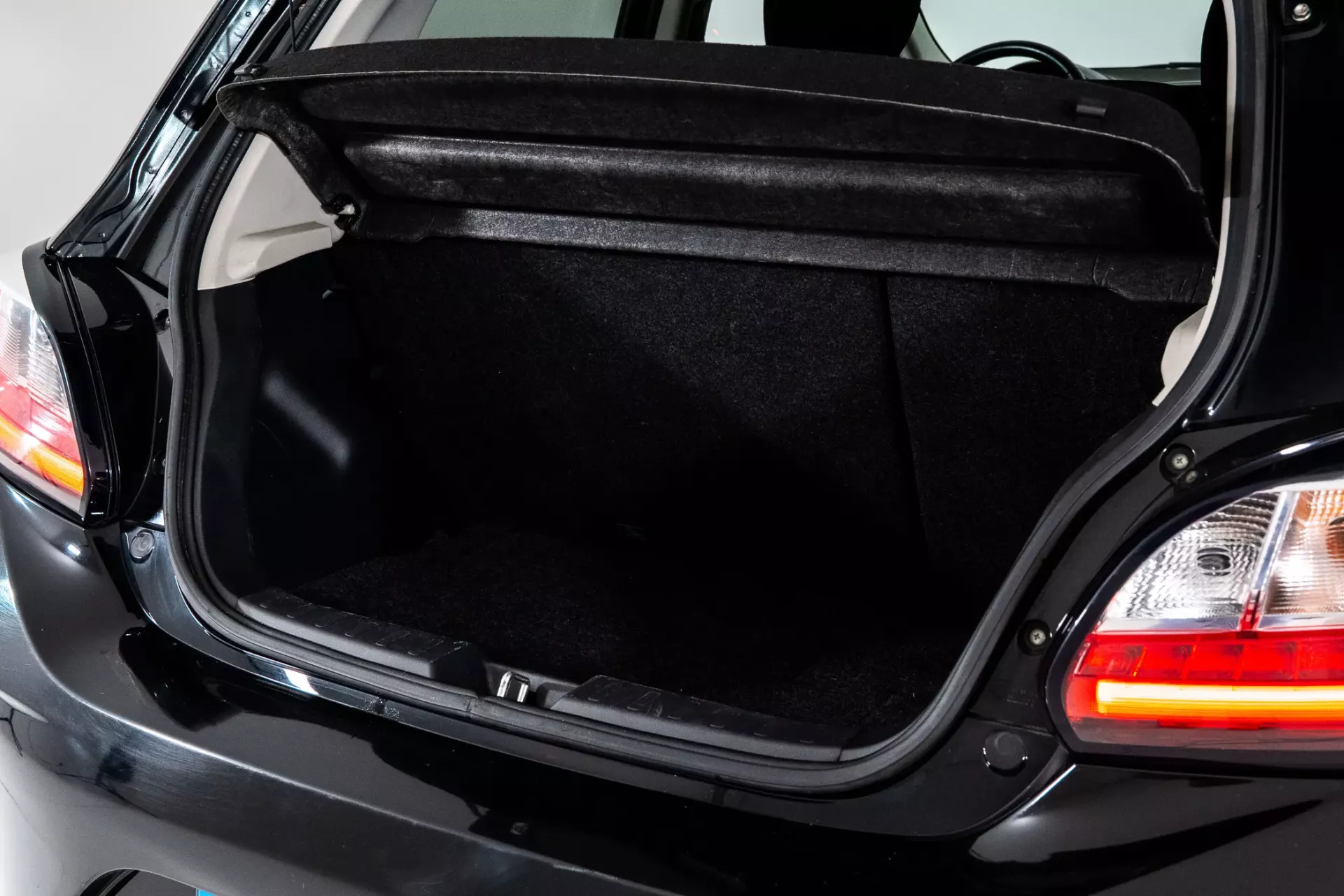 Mitsubishi Space Star 1.2 Intense 19